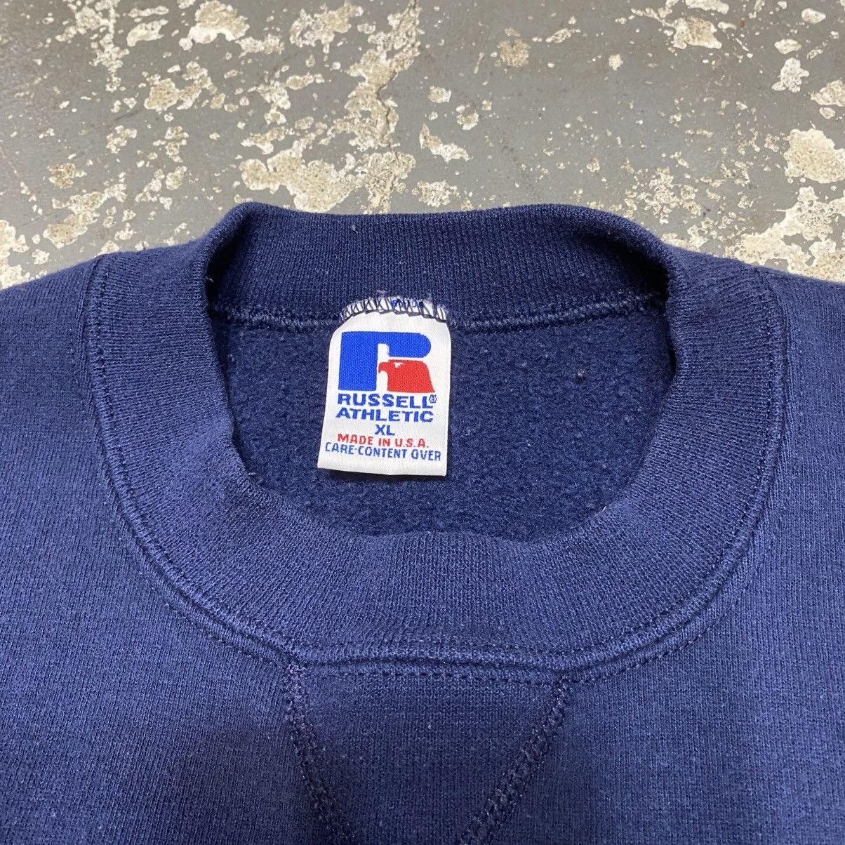 Russell Athletic × Vintage Vintage Russell Athletic Olmsted Falls Navy Boxy Crewneck US Size US XL / EU 56 / 4 - 4 Thumbnail