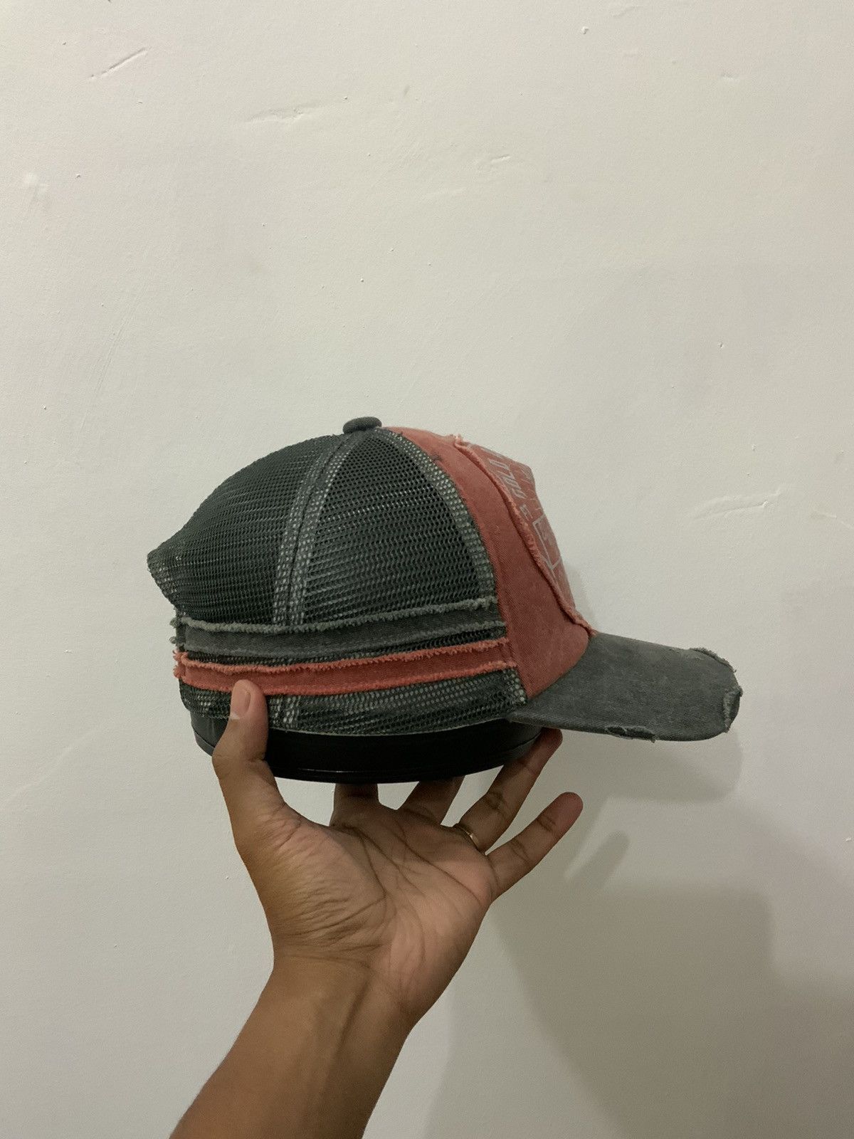 If Six Was Nine Gold & Silver KMRii Style Trucker Hat Size ONE SIZE - 4 Thumbnail