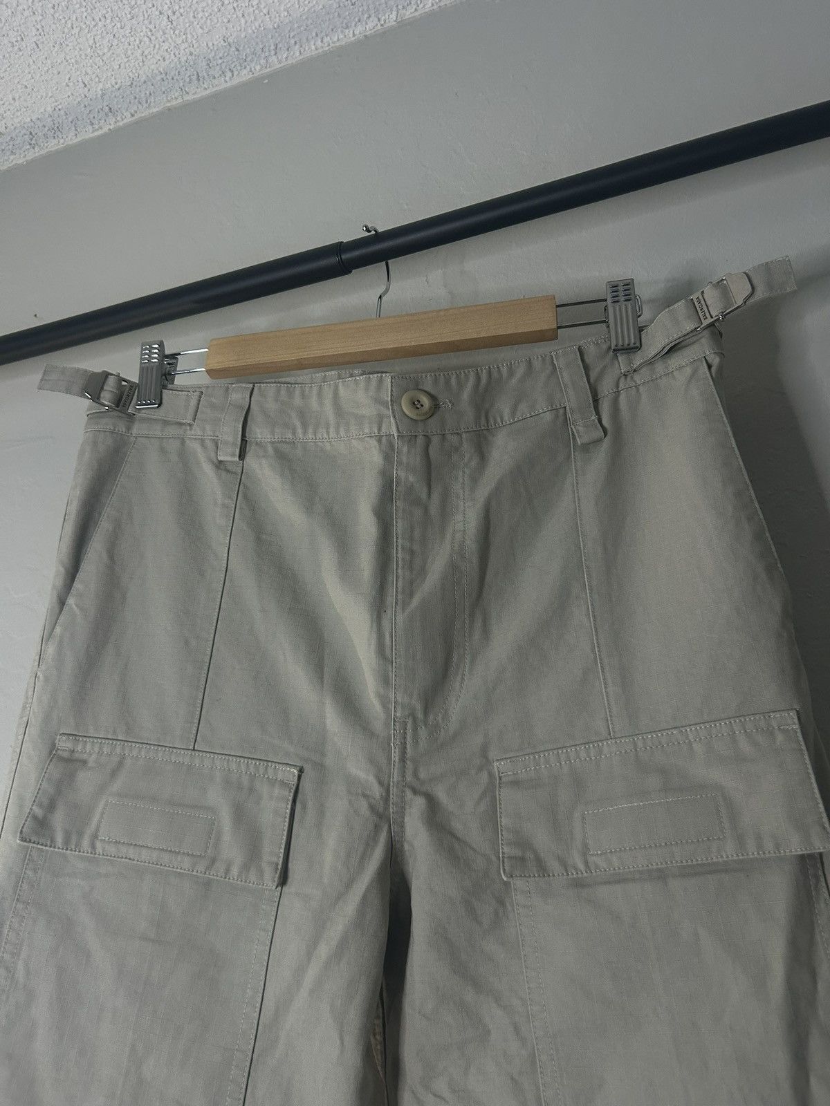 Balenciaga Balenciaga Tan Flared Convertible Cargos Size US 32 / EU 48 - 3 Thumbnail