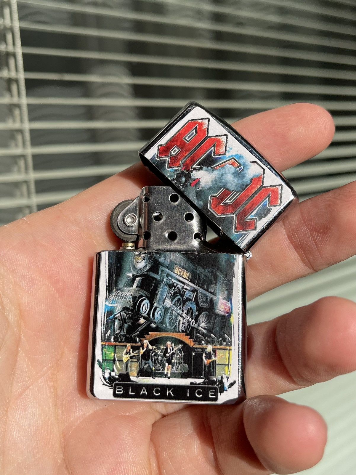 AC/DC × Band Tees AC/DC vintage lighter 00s album black ice hysteric glamour Size ONE SIZE - 1 Thumbnail