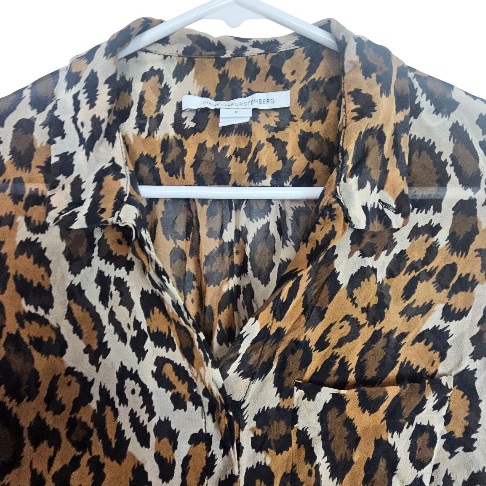 Diane von Furstenberg DIane Von Furstenberg DVF Women Silk Sheer Leopard Print Top Size XS / US 0-2 / IT 36-38 - 2 Thumbnail