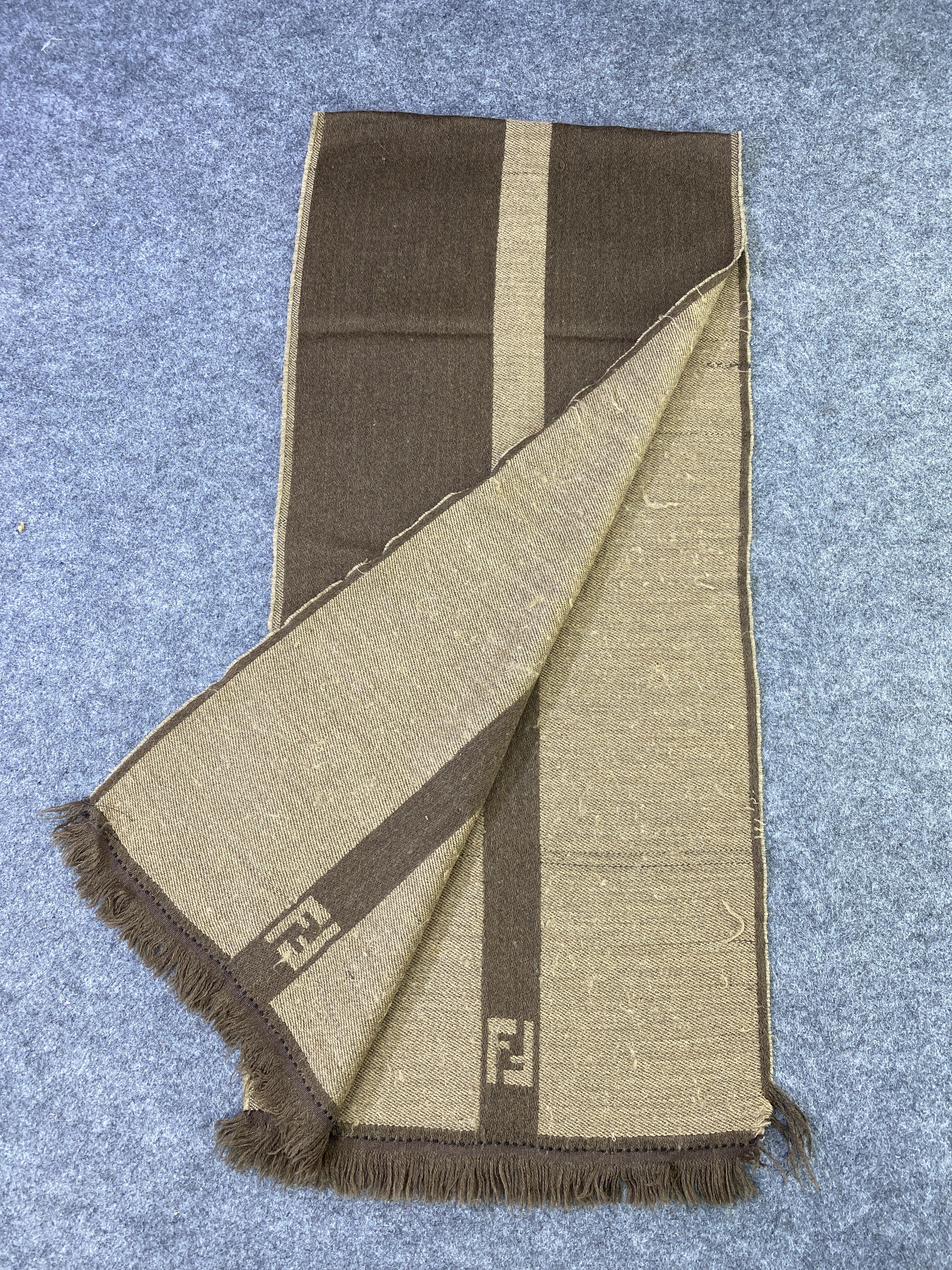 Vintage Fendi Missing Tag Scarf / Muffler / Neckwear -T759 Size ONE SIZE - 3 Thumbnail
