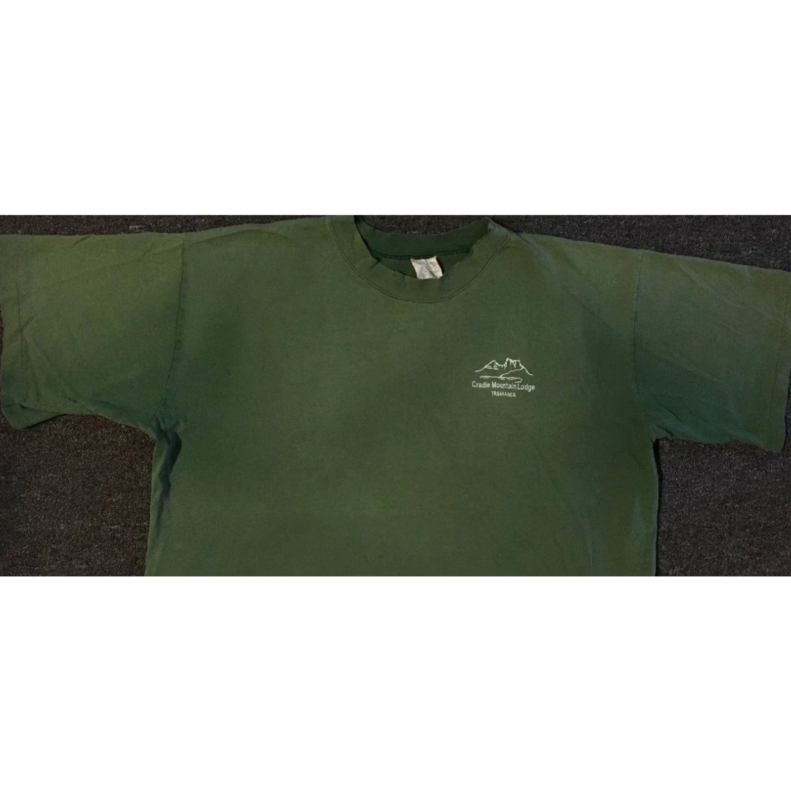 Vintage VINTAGE 90s Tasmania Australia Faded Distress Shirt XL Green Single Stitch Graphic Tee Men Short Sleeve Size US XL / EU 56 / 4 - 6 Thumbnail