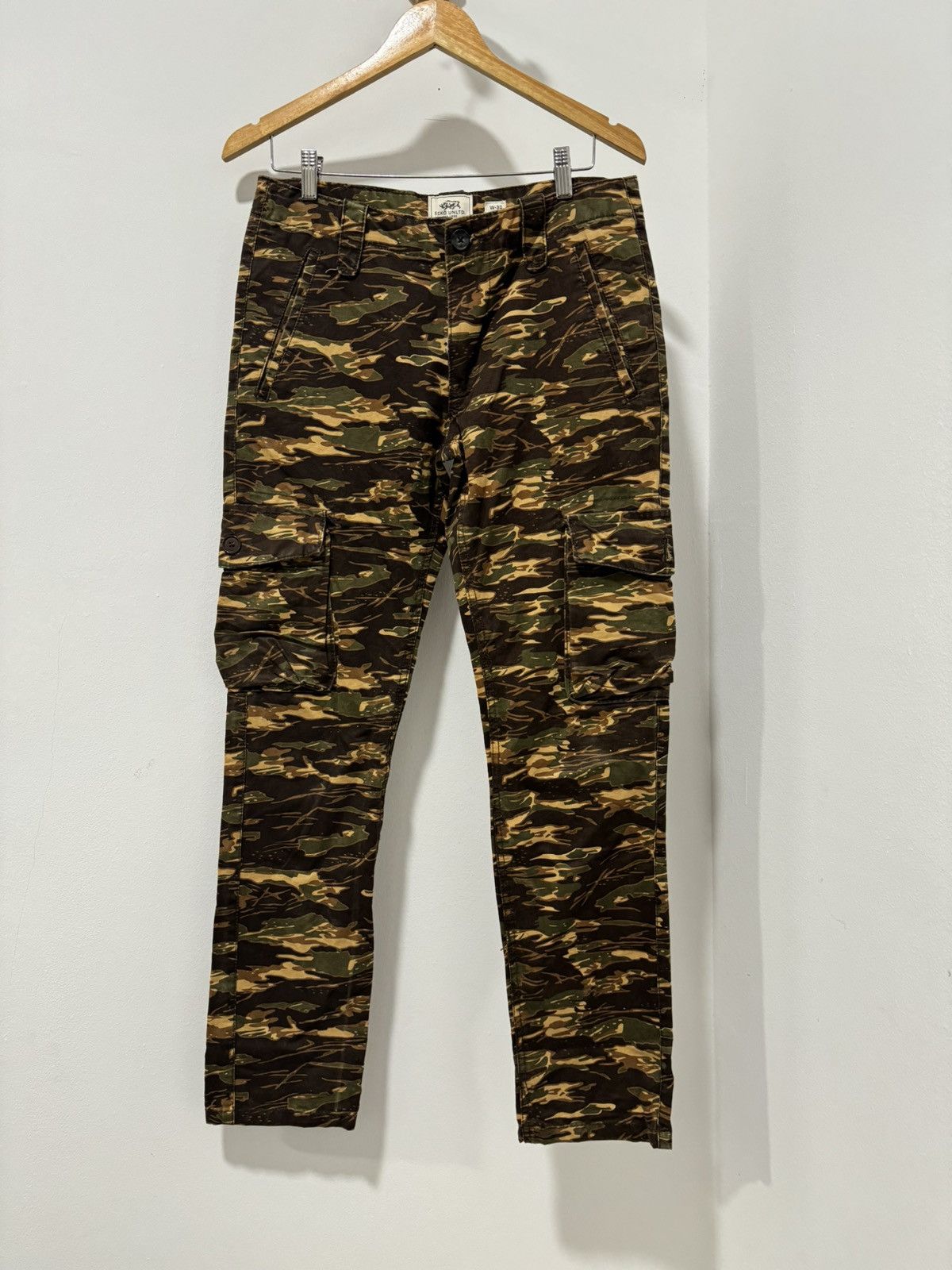 Ecko Unltd. Ecko Unltd Camo Cargo Size US 30 / EU 46 - 1 Thumbnail