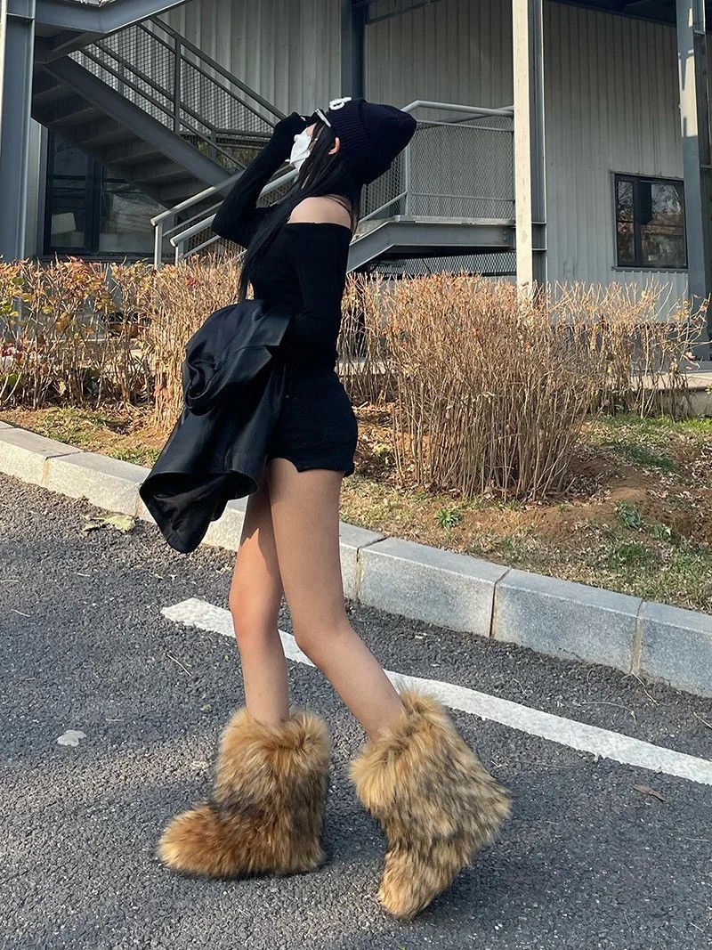 Japanese Brand × Other Winter Fluffy Faux Fur Plush Boots Footwear Size US 6.5 / IT 36.5 - 6 Thumbnail