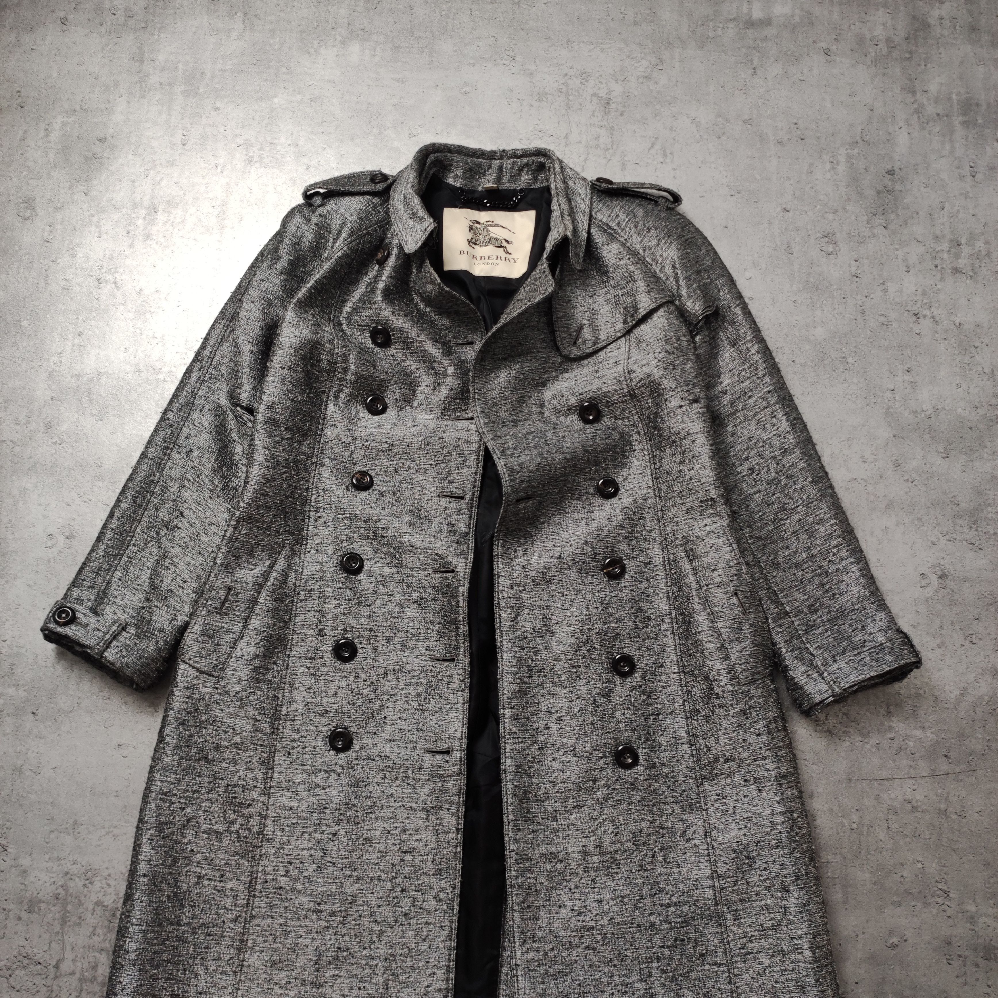 Burberry × Burberry Prorsum RARE Burberry London Main Line Gray Long Distressed Coat Size L / US 10 / IT 46 - 3 Thumbnail