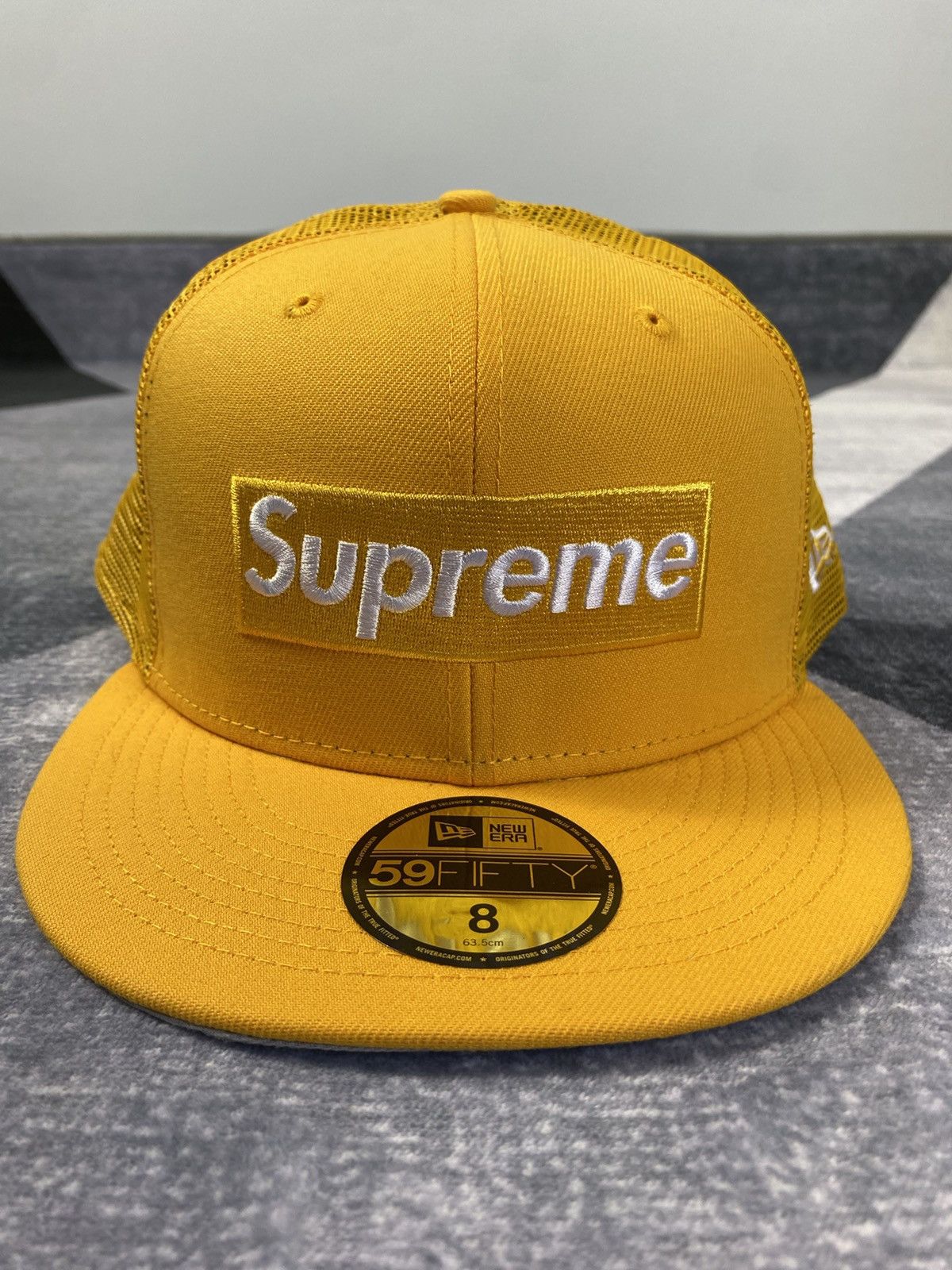 New Era × Supreme Supreme Box Logo Mesh back Size ONE SIZE - 1 Thumbnail