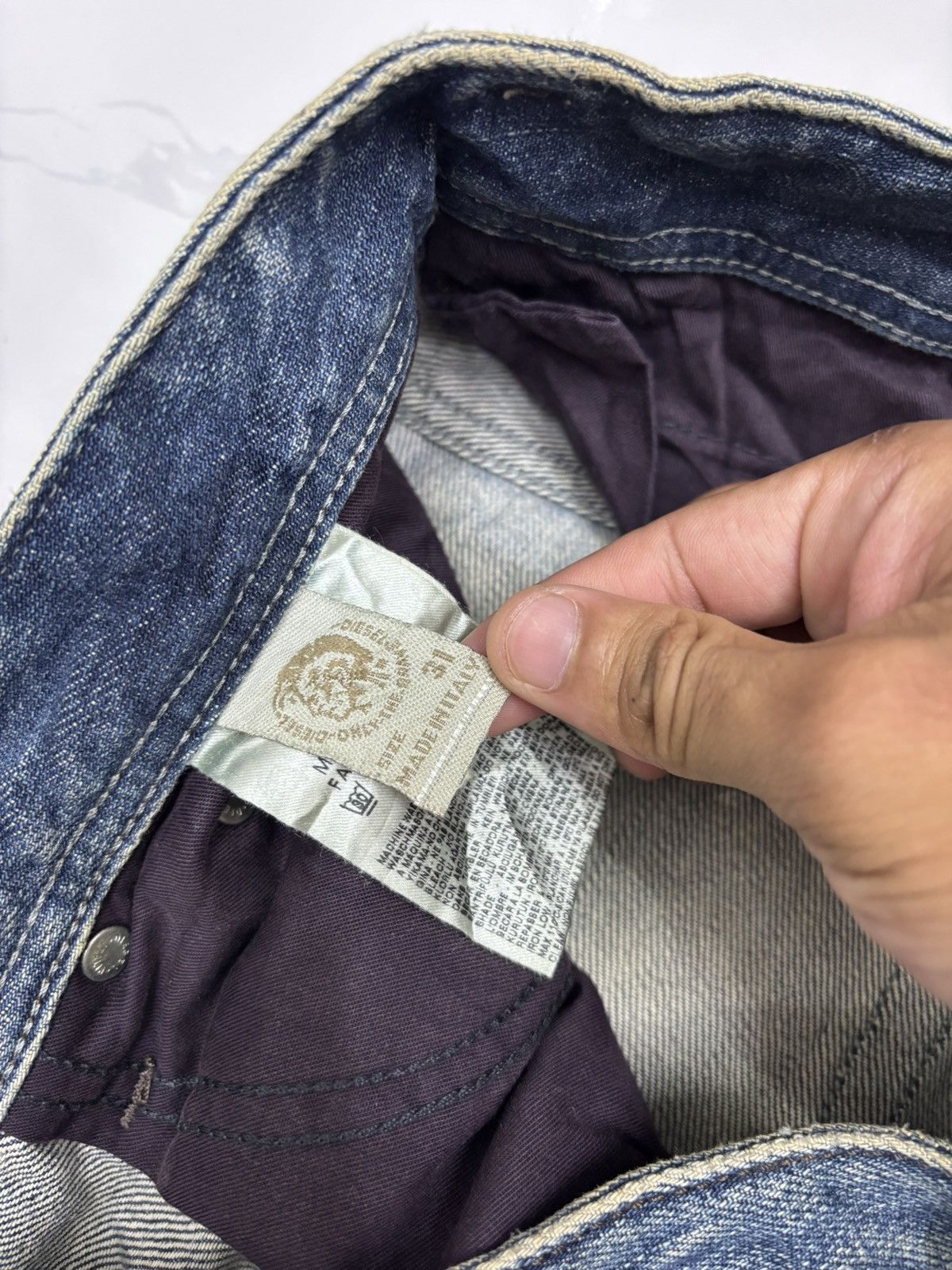 Diesel DIESEL SAFADO THRASHED DISTRESSED DENIM JEANS Size US 34 / EU 50 - 12 Thumbnail