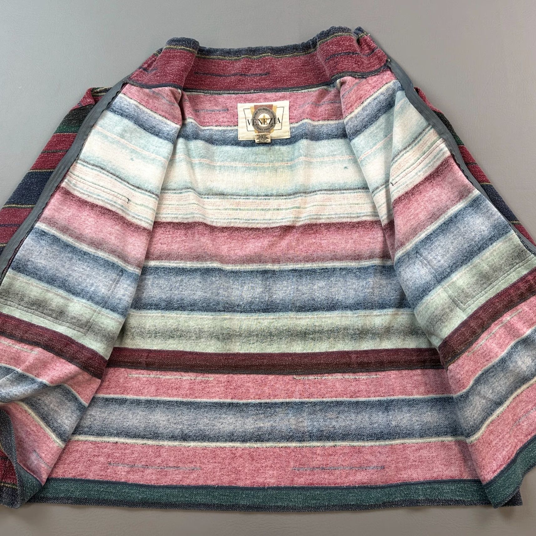 Vintage VINTAGE Venezia Jacket Women's 24 Striped Cali Baja Drug Rug Fleece Full Zip 90s Size 4XL / US 24-26 - 6 Thumbnail
