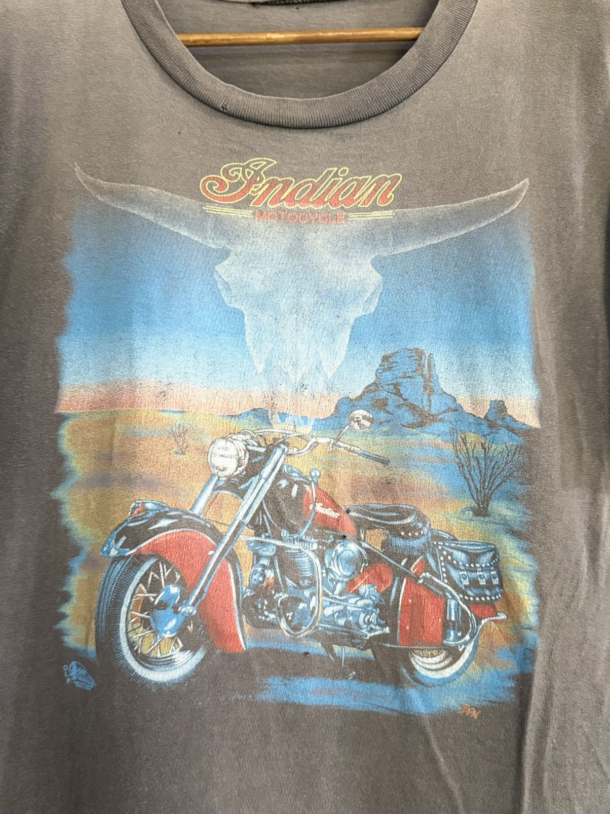 Harley Davidson Thrashed Vintage 90s Indian Motocycle Sun Faded Tee Size US XL / EU 56 / 4 - 2 Thumbnail
