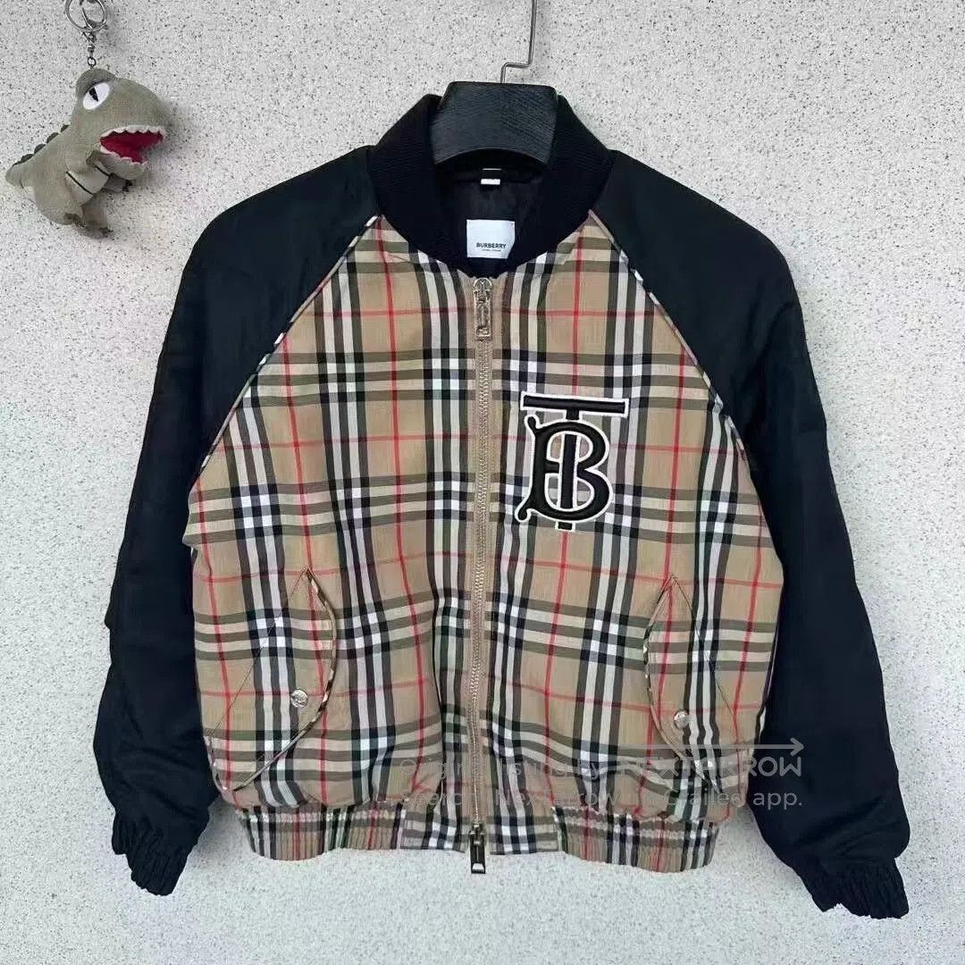 Burberry Burberry TB Check Jacket UK6. Size XXS / US 00 / IT 34 - 1 Thumbnail