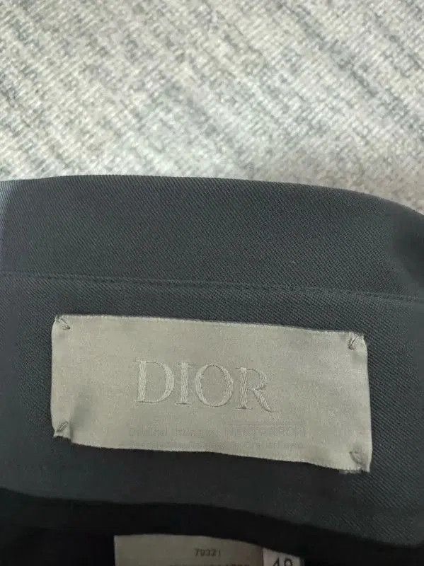 Dior Dior Men's Grey Wool Logo Embroidered Shorts . Size US 32 / EU 48 - 4 Thumbnail