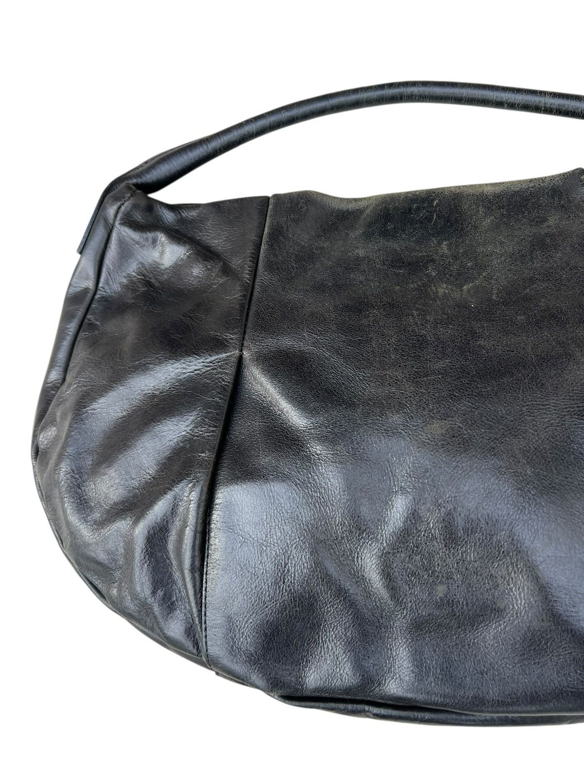 Leather B. Stuff Japan Scratches Patina Black Leather Bag Size ONE SIZE - 9 Thumbnail