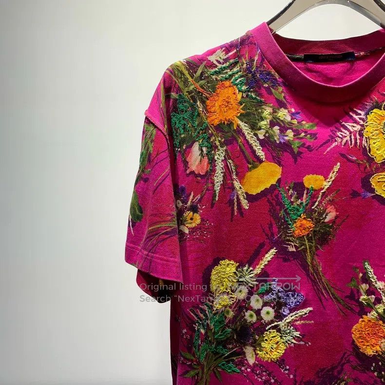 Louis Vuitton Louis Vuitton Full printed floral hand embroidered short s Size US S / EU 44-46 / 1 - 4 Thumbnail