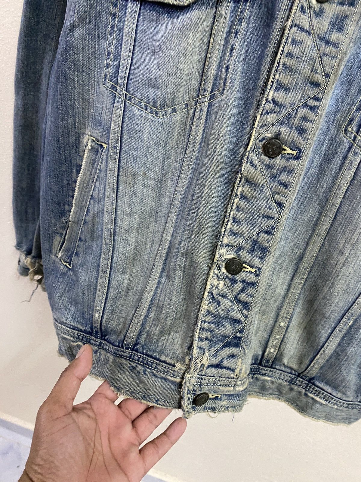 Maui and Sons Vtg Maui & Son Distrssed Denim Jacket Size US L / EU 52-54 / 3 - 7 Thumbnail