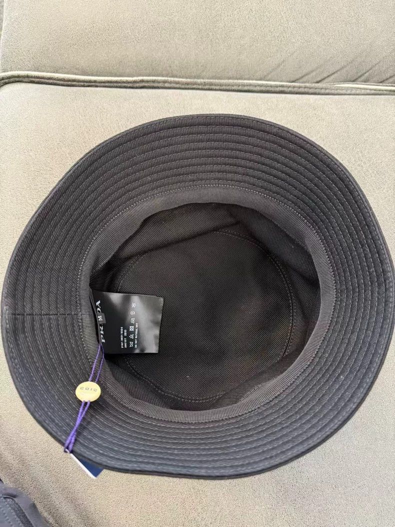 Prada Prada SizeM Black triangle standard fisherman's hat Size ONE SIZE - 4 Thumbnail