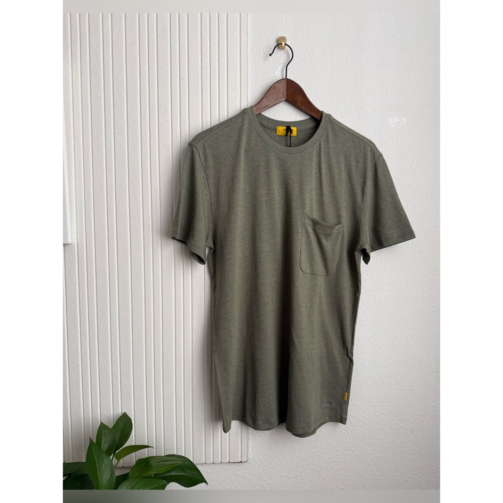 Allbirds allbirds Olive Green Cotton, Wool, and Lyocell Crewneck Tee Size US S / EU 44-46 / 1 - 2 Thumbnail