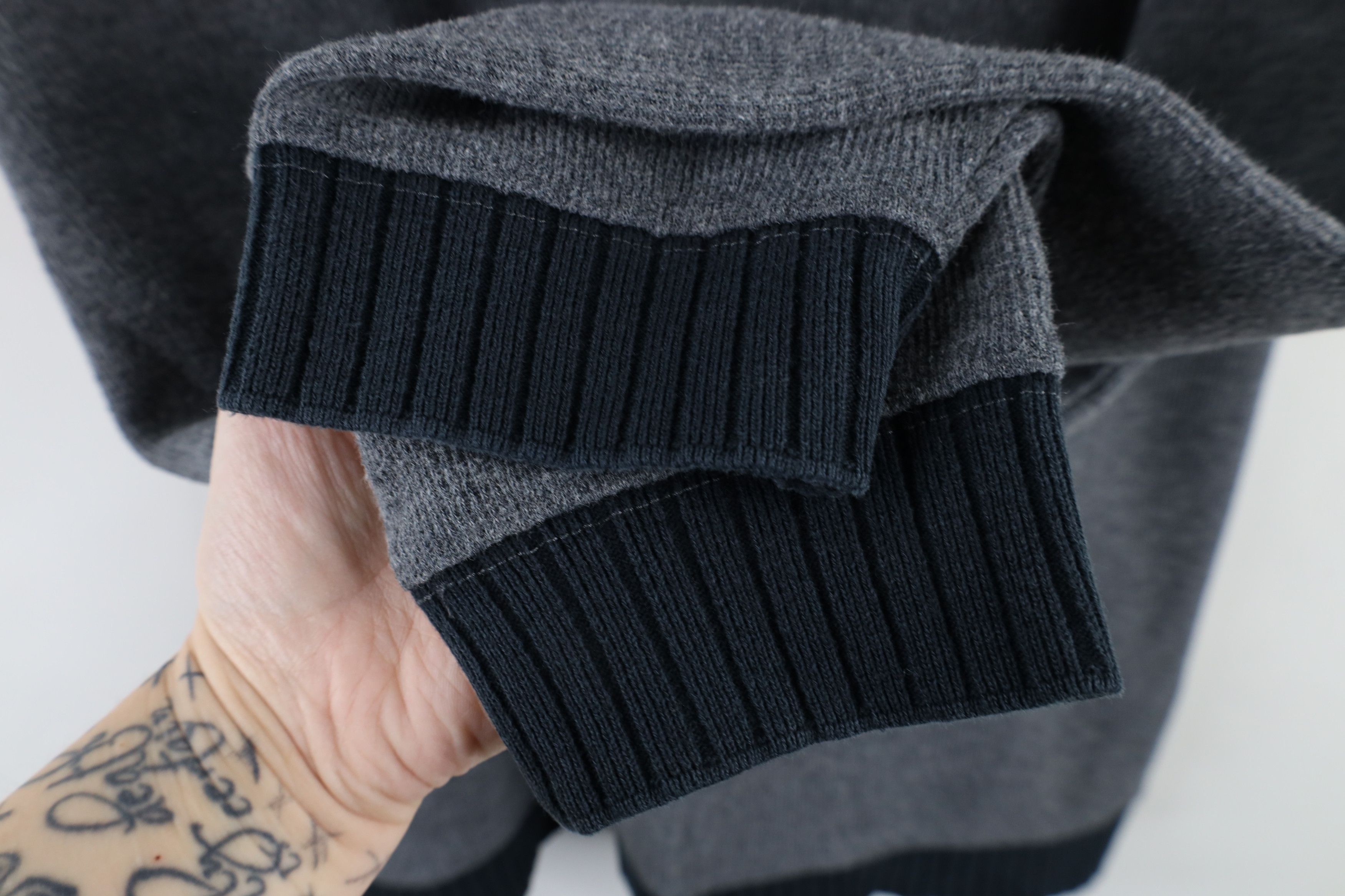 Vintage Vintage 90s Streetwear Ribbed Knit Ringer Sweater Gray Size US M / EU 48-50 / 2 - 7 Thumbnail