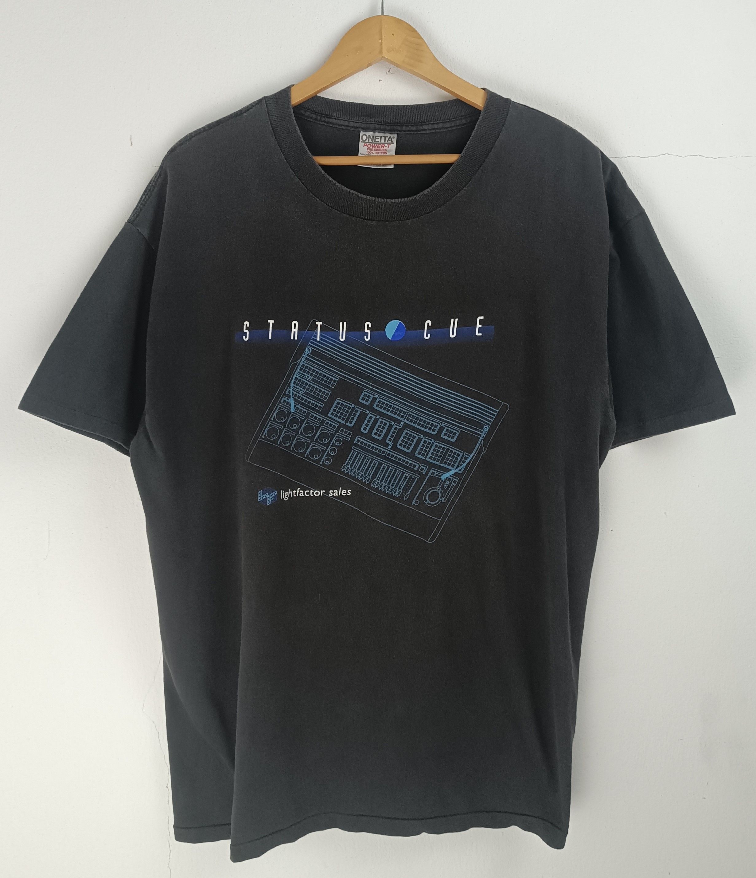Microsoft VINTAGE 90'S STATUS CUE LIGHTFACTOR PC GEEK HARDWARE TEE Size US XL / EU 56 / 4 - 3 Thumbnail