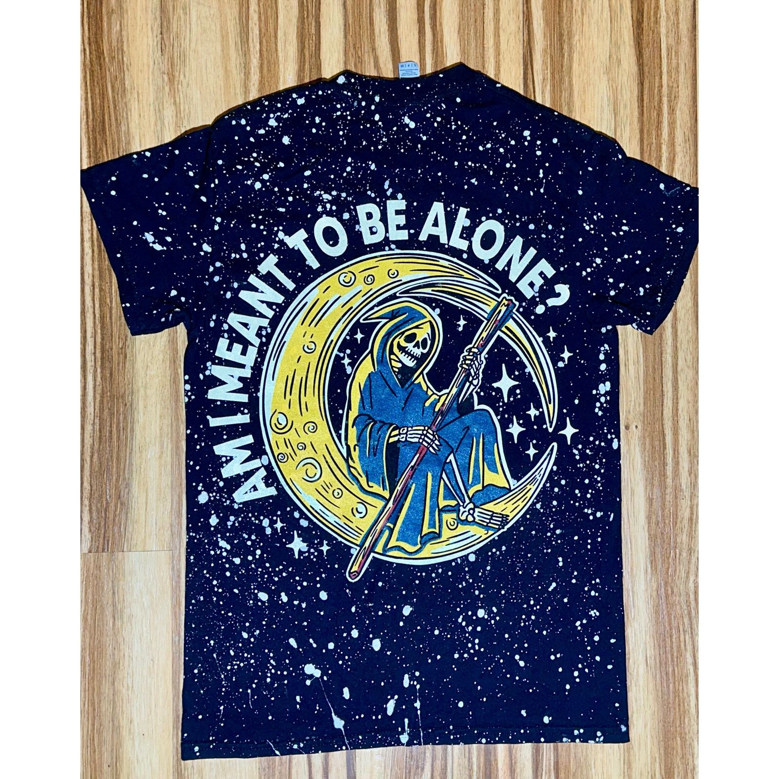 Gildan This wild Life. Am I Meant To Die Alone? Grim Reaper Size S Size US S / EU 44-46 / 1 - 6 Thumbnail