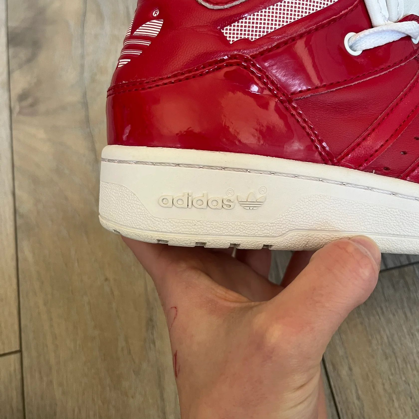 Adidas Adidas Originals Metro Attitude Logo Heart Sneakers 36 eu Size US 5 / IT 35 - 7 Thumbnail