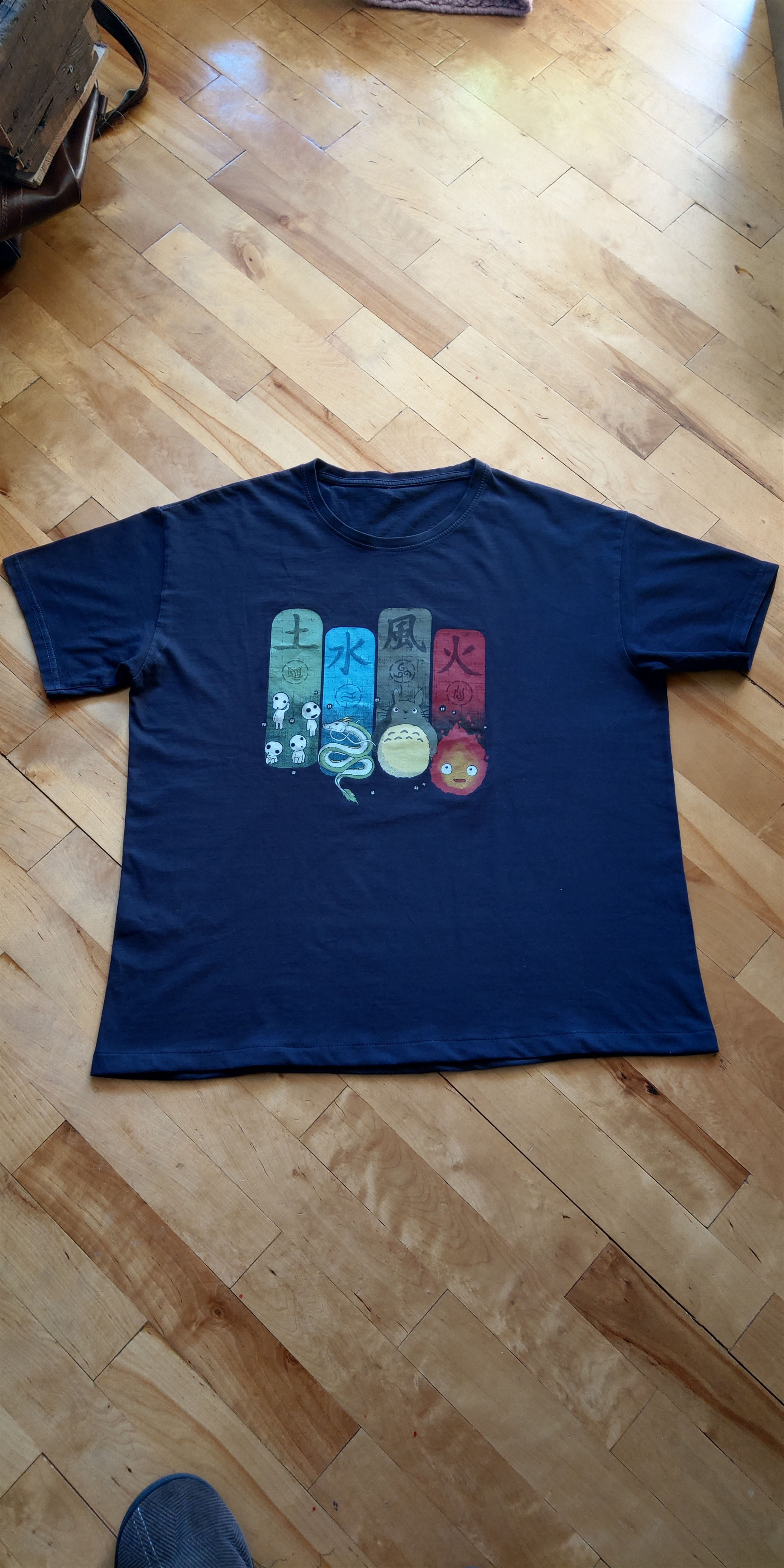 Anime 'My Neighbor Totoro' Shirt Studio Ghibli rare Boxy cropped Size US L / EU 52-54 / 3 - 1 Thumbnail