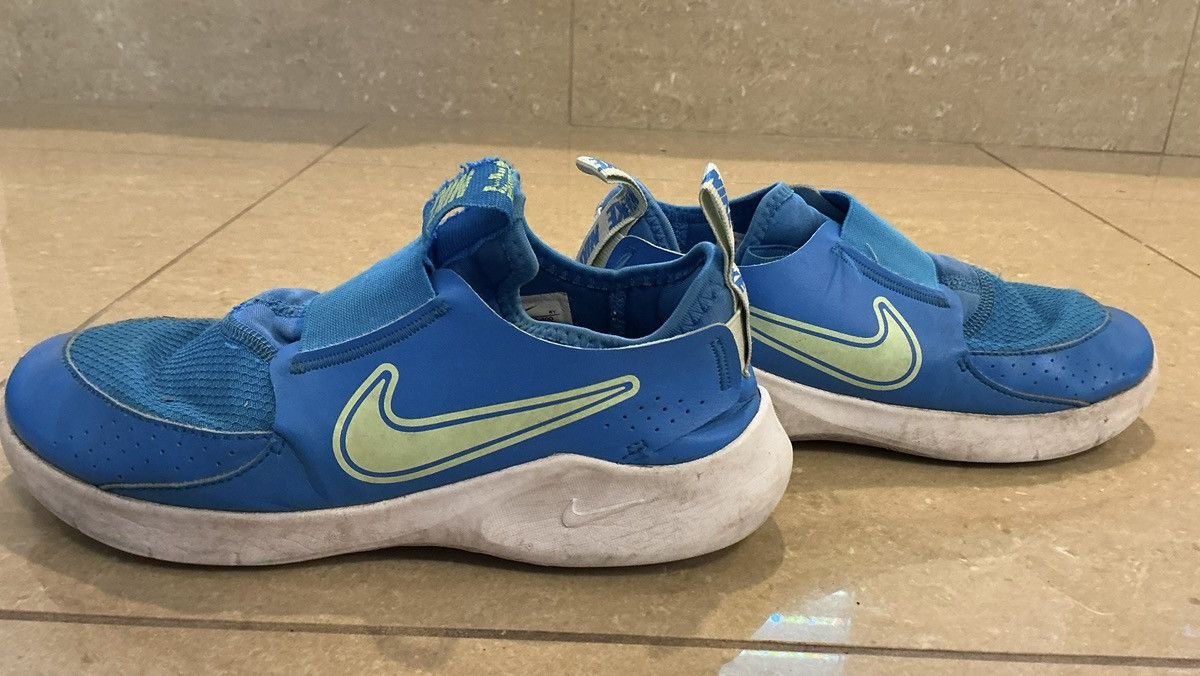 Other Nike Flex Runner 2 “Photo Blue / Barely Volt” Size US 5 / EU 37 - 2 Thumbnail