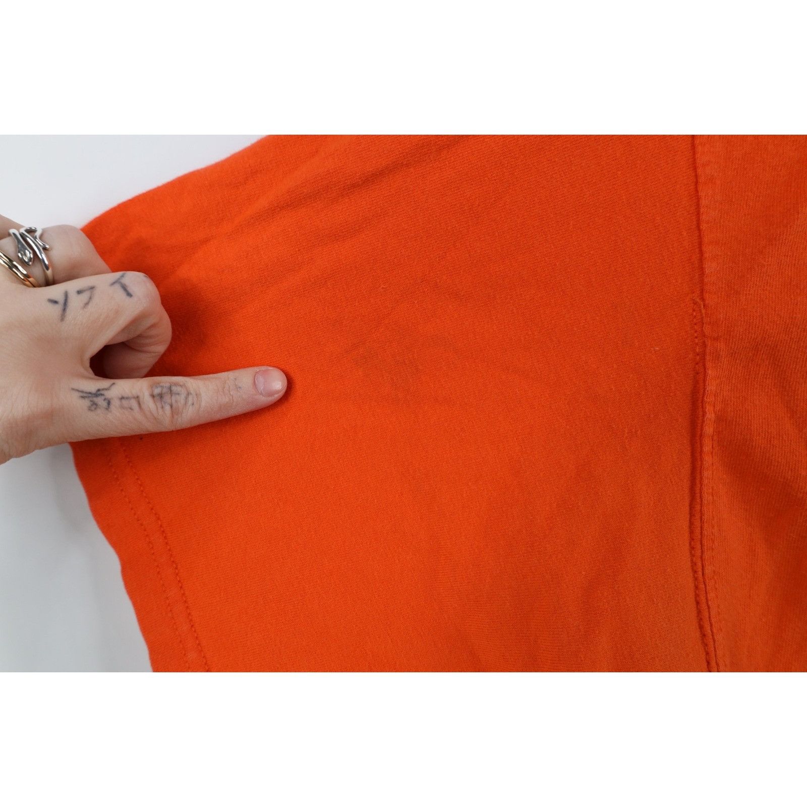 Vintage Vintage Y2K Faded Spell Out Chicago Bears Football T-Shirt Size US XXL / EU 58 / 5 - 7 Thumbnail