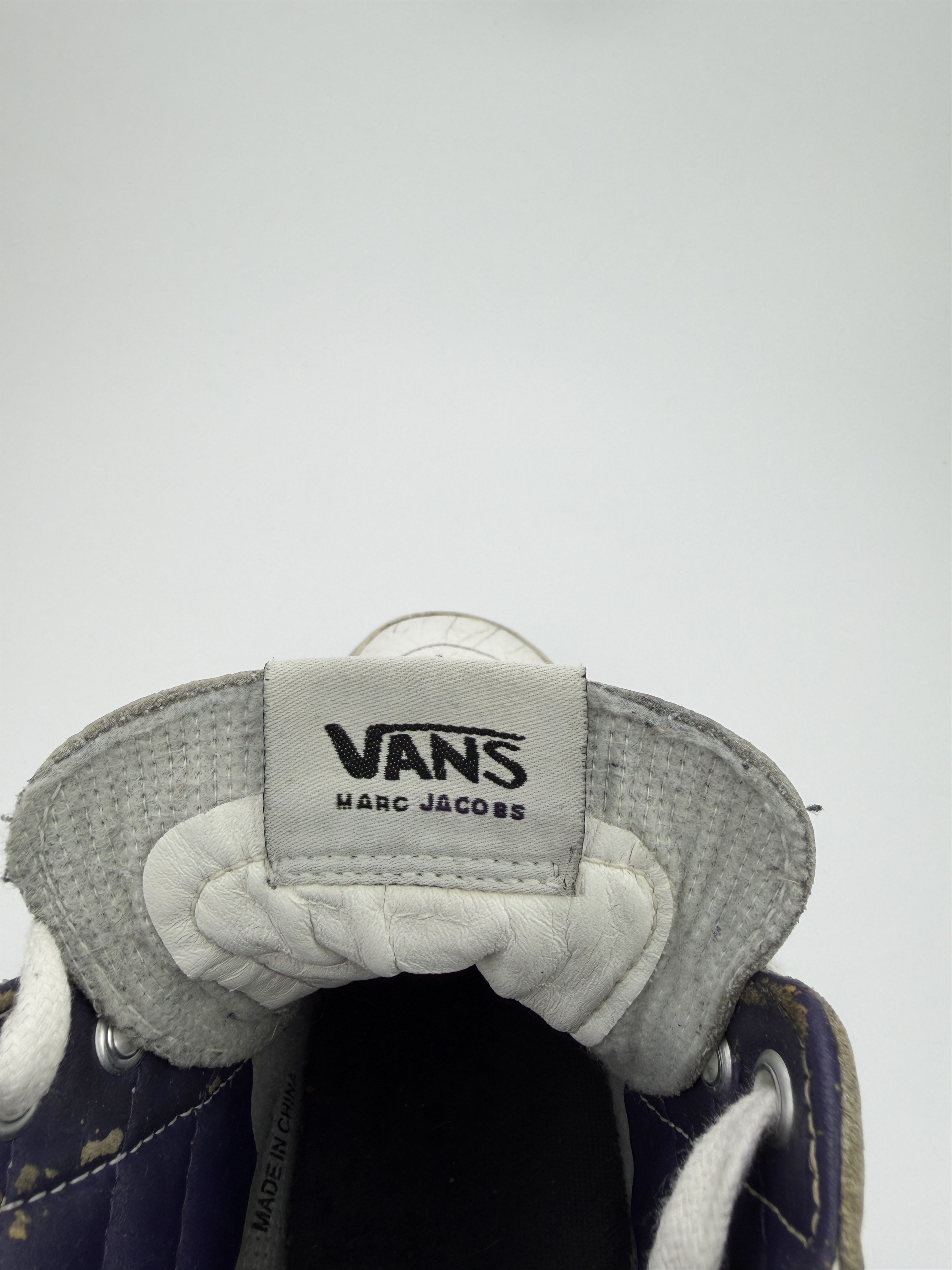 Marc Jacobs × Vans Vans Marc Jacobs White Leather Mid Sneakers Shoes Size US 9 / EU 42 - 17 Thumbnail