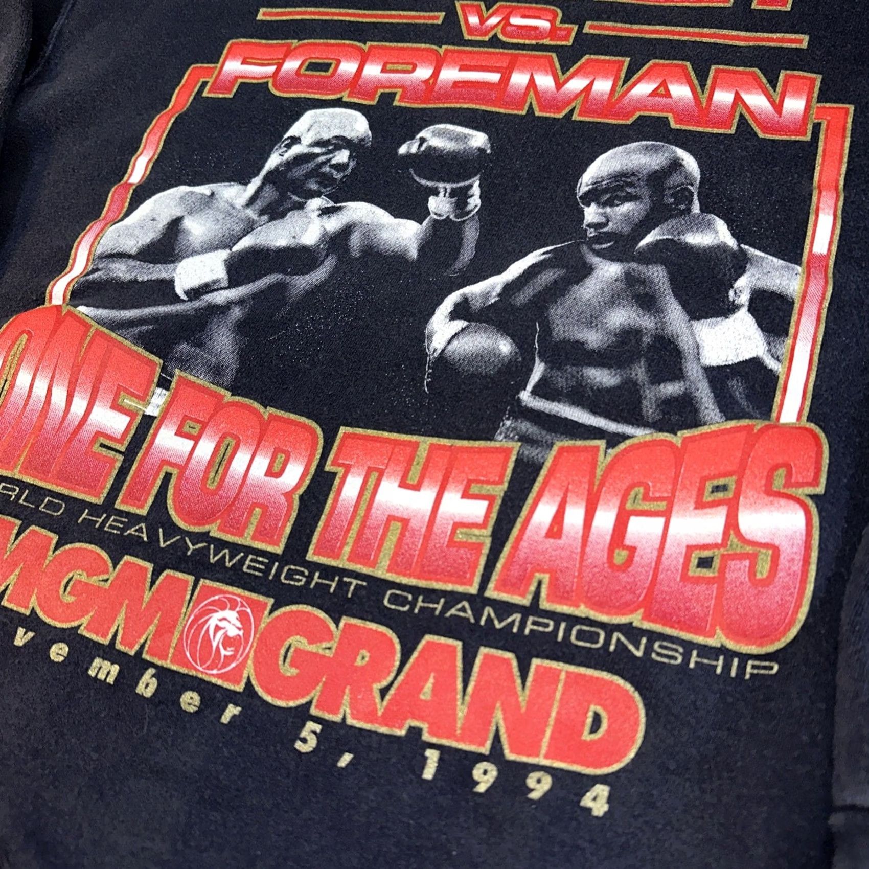 MooRER VINTAGE 1994 Moorer vs Foreman Boxing Sweatshirt MGM Grand Fight L Black Mens Pullover Crewneck USA Made in USA Sweatshirt Size US L / EU 52-54 / 3 - 7 Thumbnail