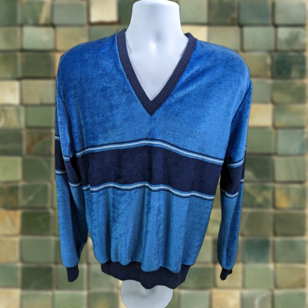 Vintage VINTAGE Montgomery Ward Sweatshirt Blue Striped Terry Cloth V-Neck Sweater Pullover L Mens Size US L / EU 52-54 / 3 - 1 Thumbnail