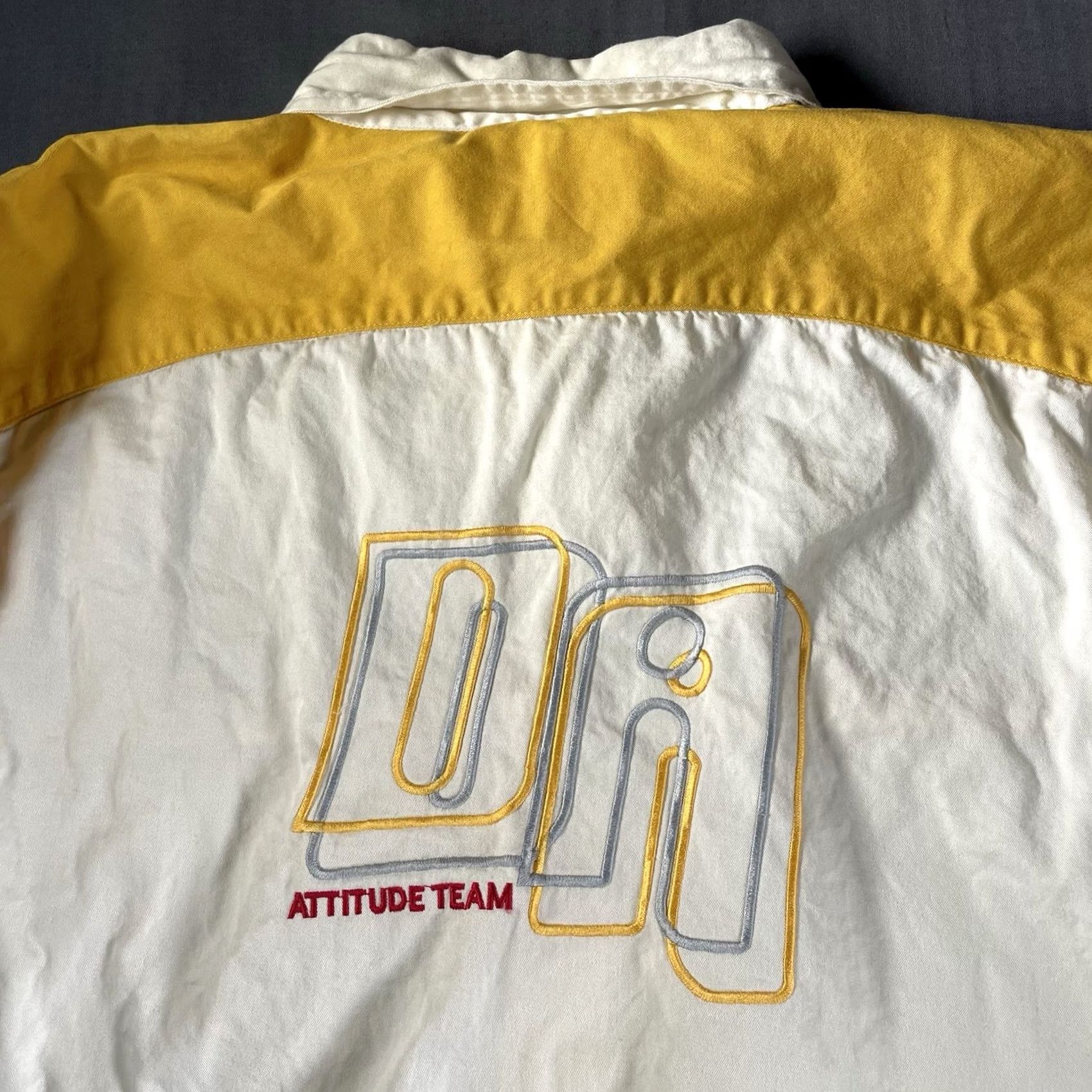 Vintage VINTAGE DNM ATTITUDE Shirt Mens L Yellow Hip Hop Button-Up Long Sleeve Trucks? Size US L / EU 52-54 / 3 - 7 Thumbnail