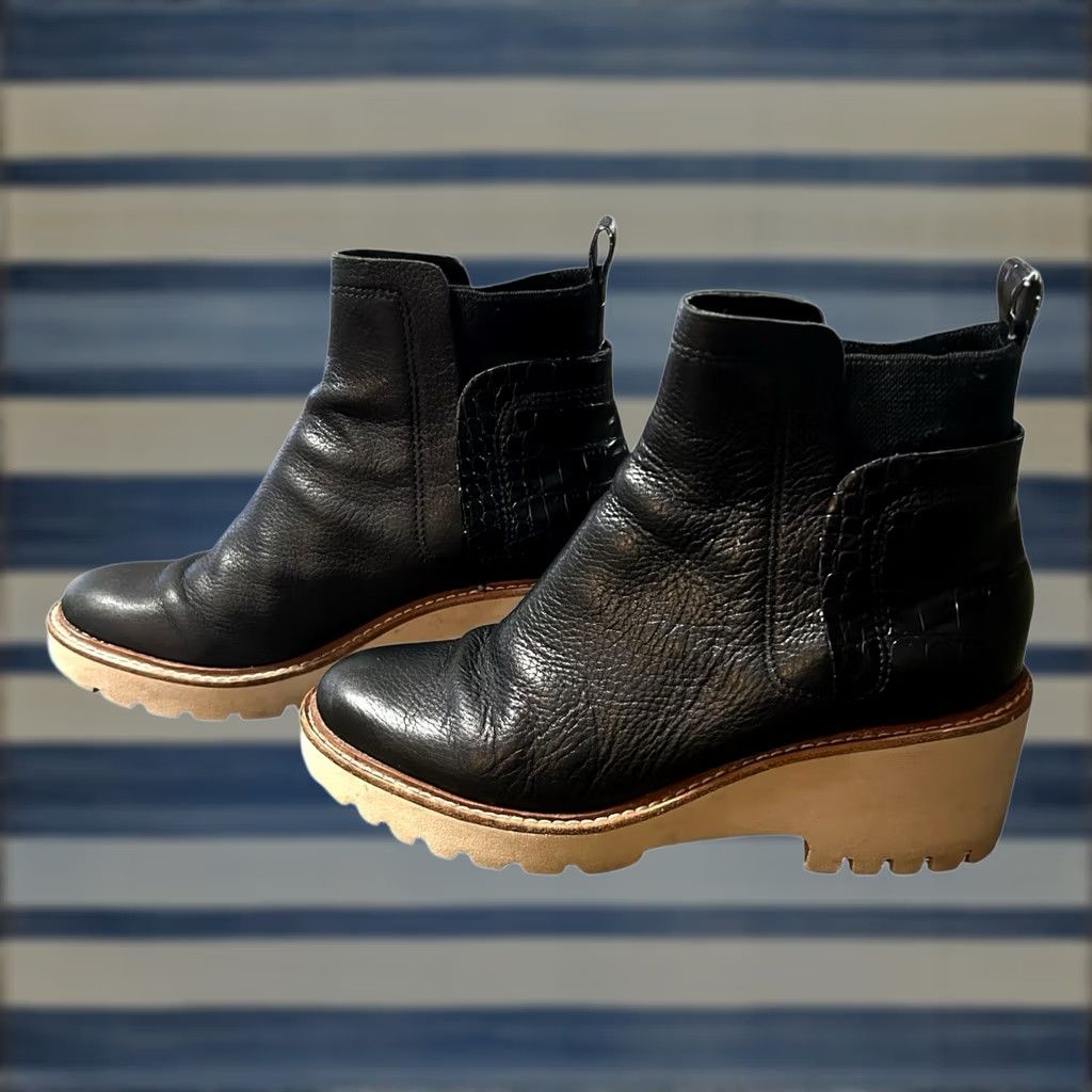 Dolce Vita DV By Dolce Vita Rielle Bootie Women's Black Leather Ankle Boots Size 6.5 Boots Size US 7 / IT 37 - 1 Thumbnail