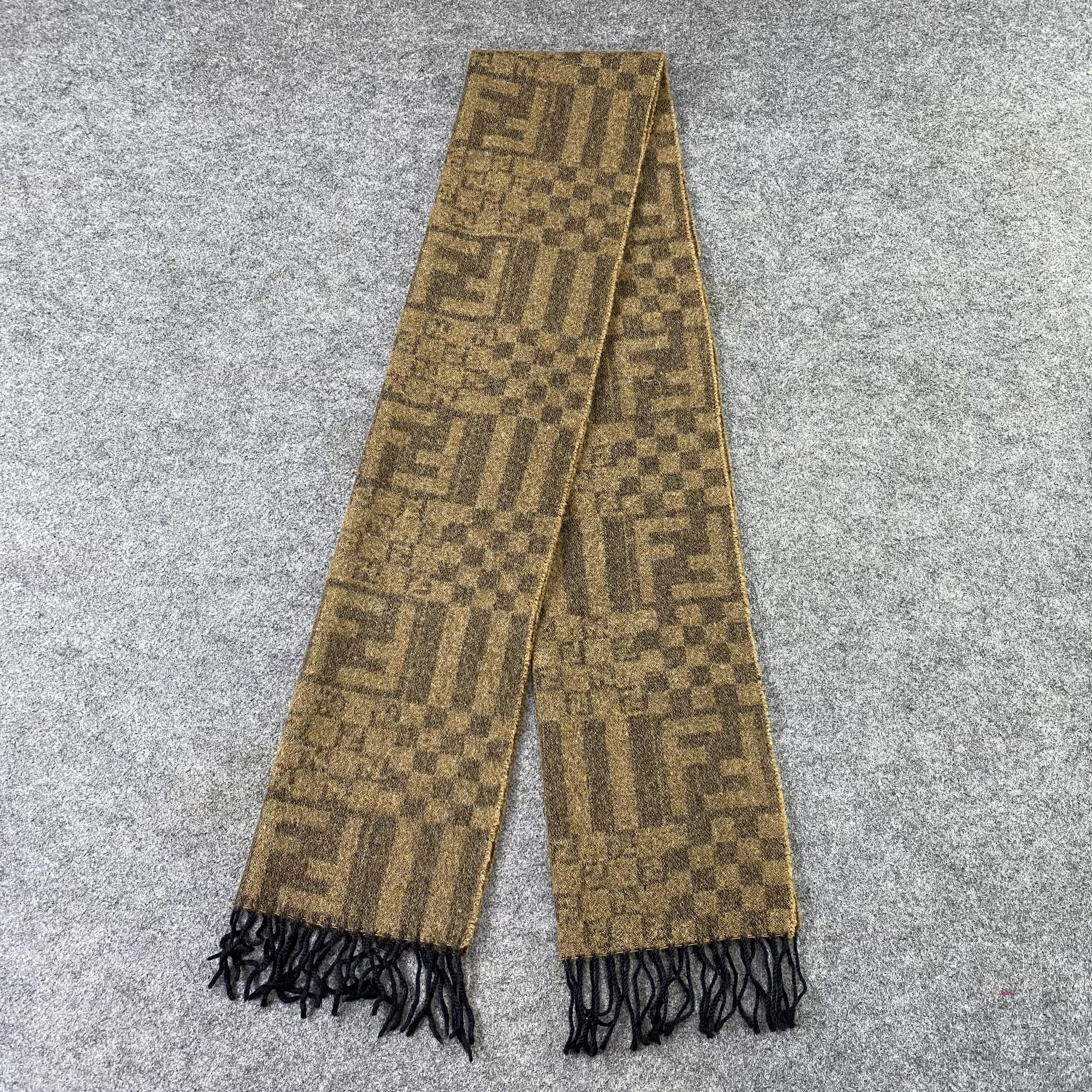 Fendi Fendi Wool Scarf / Muffler / Neckwear- K020 Size ONE SIZE - 4 Thumbnail