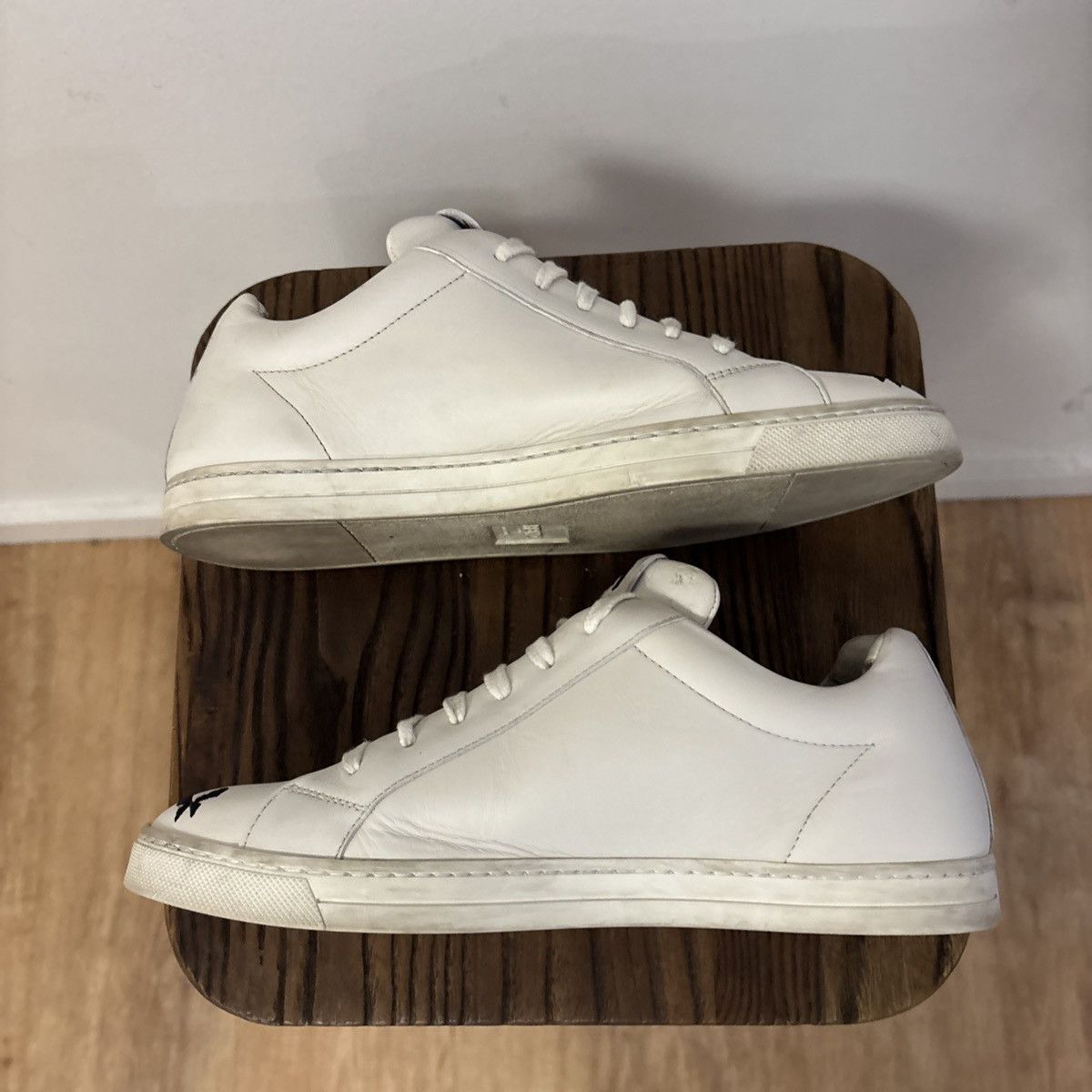 Fendi Fendi Bug Eye Low Top Sneakers Size 6 US Size US 6 / EU 39 - 3 Thumbnail