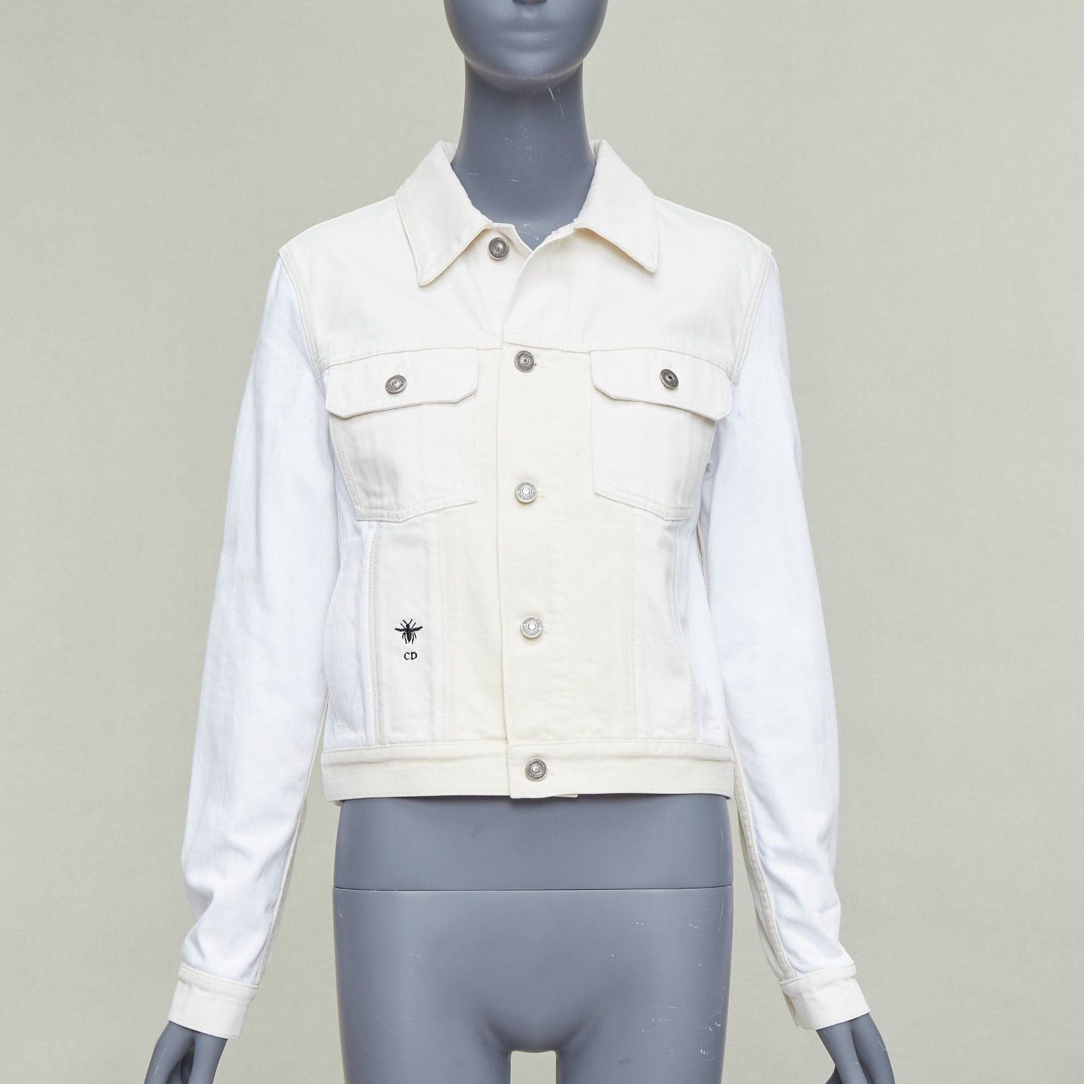 CHRISTIAN DIOR white denim CD bee logo trucker cropped jacket FR40 L