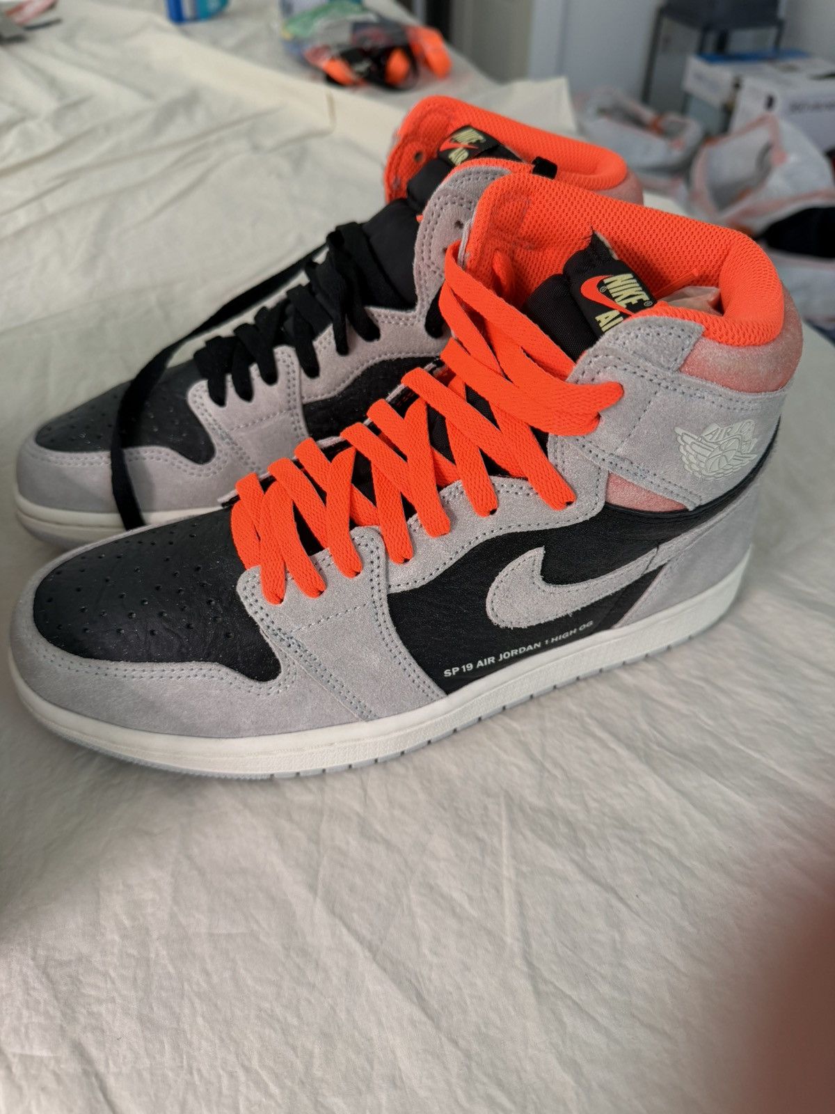 Nike Nike Jordan 1 High Hyper Crimson Neutral Grey spiderman Size US 9.5 / EU 42-43 - 8 Thumbnail