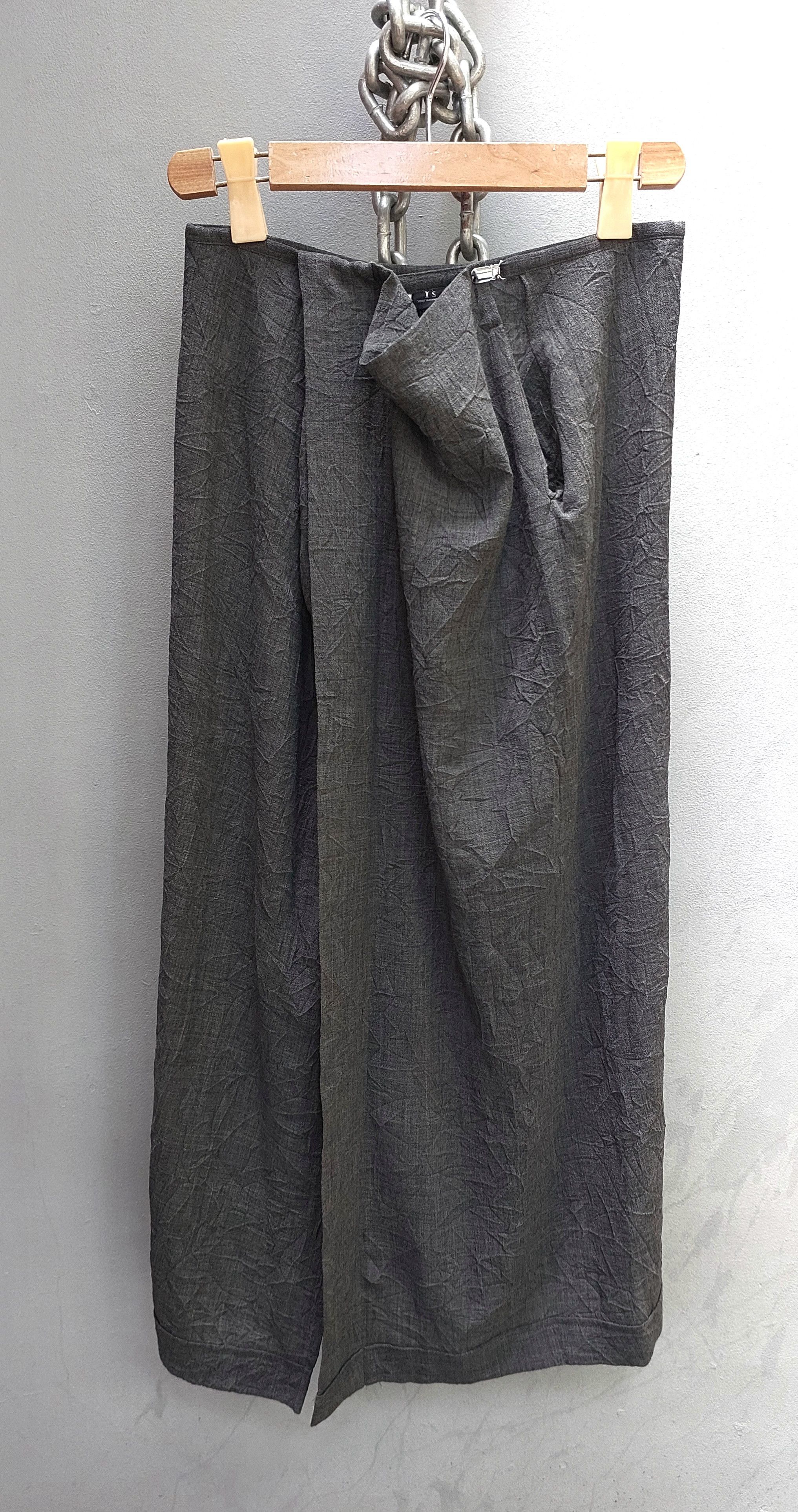 Y's × Yohji Yamamoto BNWT Y's x Yohji Yamamoto Tube Draped Skirt with Pin Size 28" / US 6 / IT 42 - 2 Thumbnail