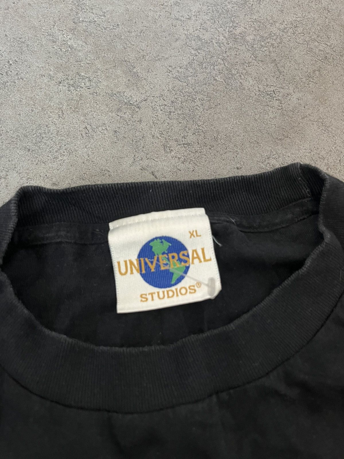 Universal Studios × Vintage Vintage Universal Studios Terminator 2 T-Shirt Made In USAXL Size US XL / EU 56 / 4 - 7 Thumbnail