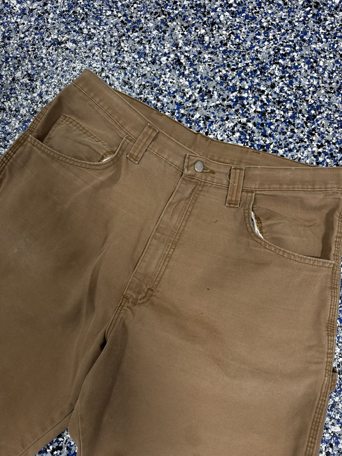 Wrangler Tan Wrangler Carpenter Shorts. Tagged 36 Size US 36 / EU 52 - 1 Thumbnail