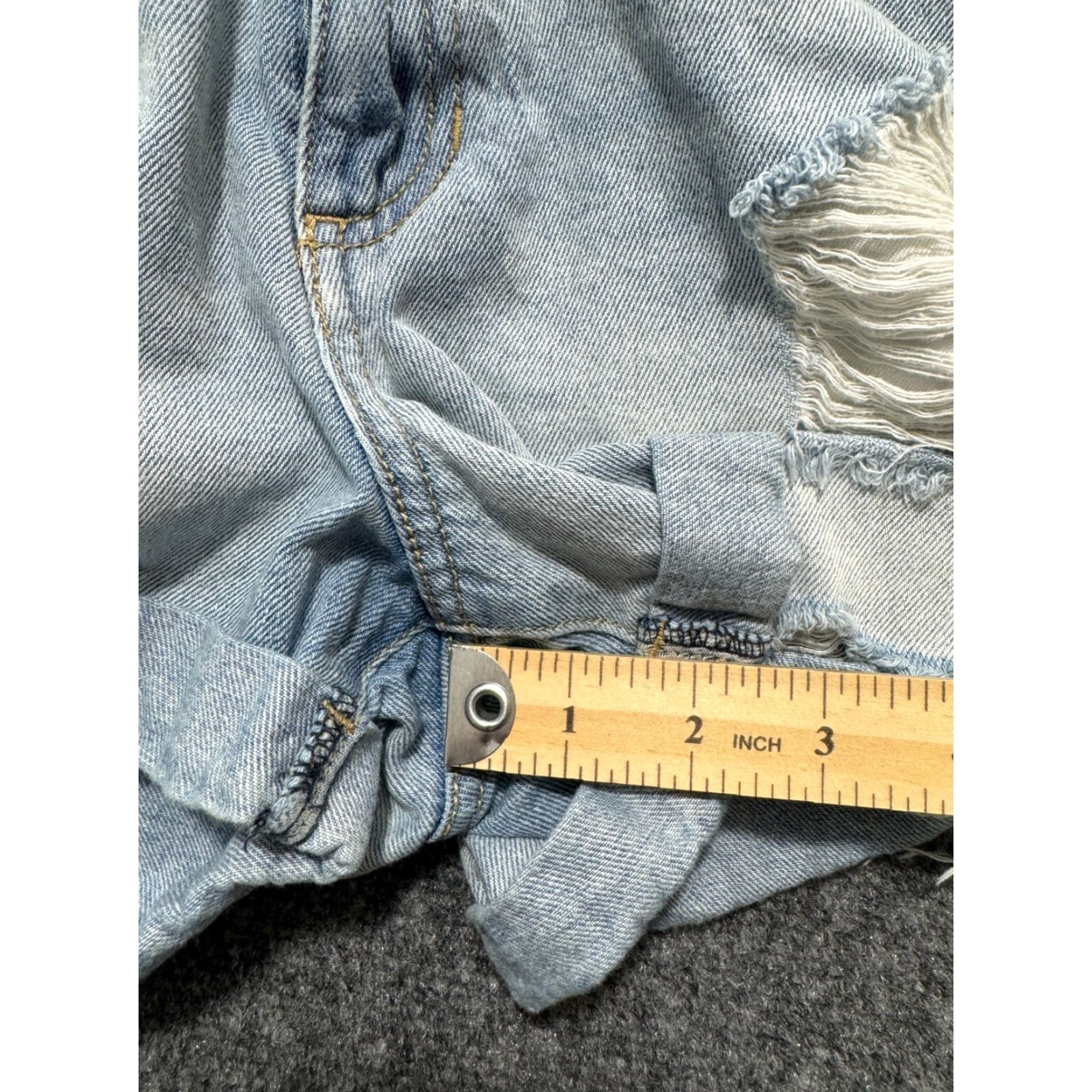Vintage Cello Jean Shorts Women's Size S Light Blue Distressed Ripped Cuffed 29×2.5 Size 29" - 6 Thumbnail
