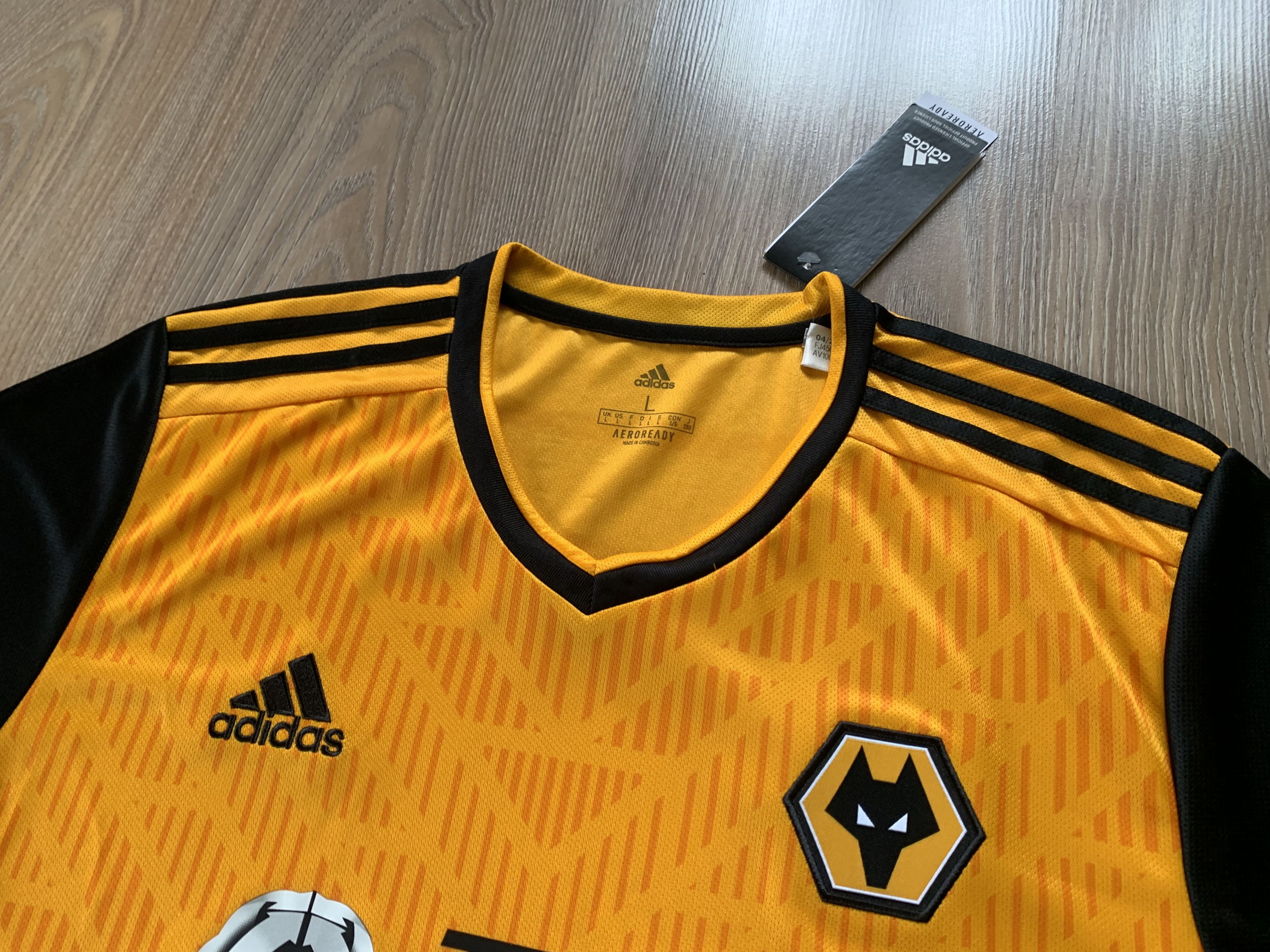 Adidas × Vintage Adidas Wolves Home Shirt Jersey 2020 Size US L / EU 52-54 / 3 - 4 Thumbnail