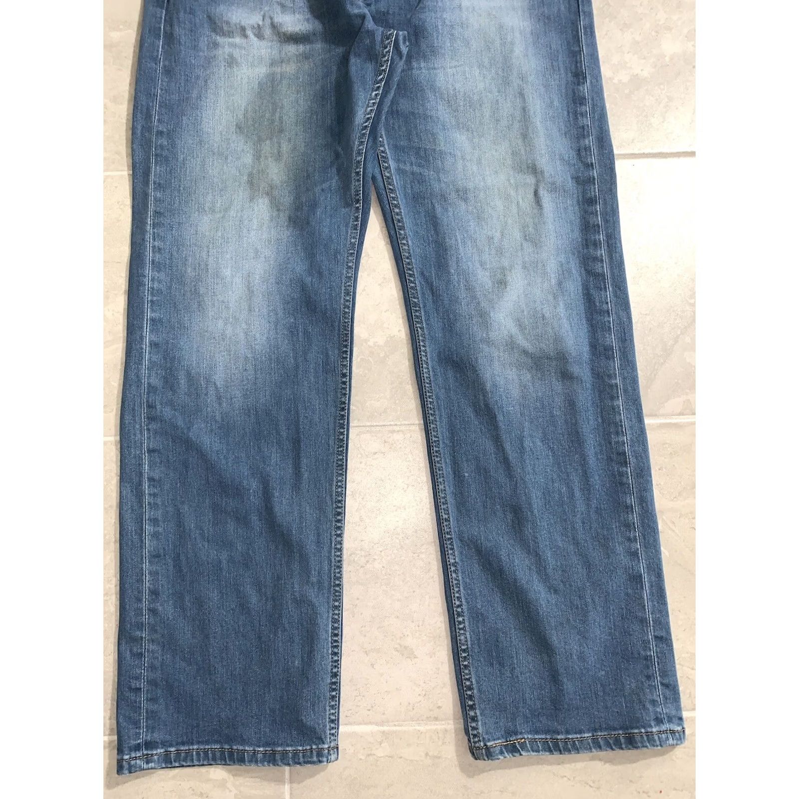 Levi's Levi's 505 Jeans Mens Straight Denim Medium Blue Wash 40x32 Regular Adult Blue Five Pocket Pockets Belt Loops Vintage: No Size US 40 / EU 56 - 3 Thumbnail