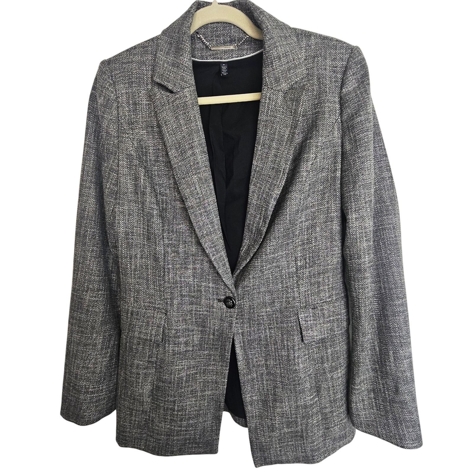 White House Black Market White House Black Market Blazer Gray One-Button Blazer 8 Size M / US 6-8 / IT 42-44 - 1 Thumbnail