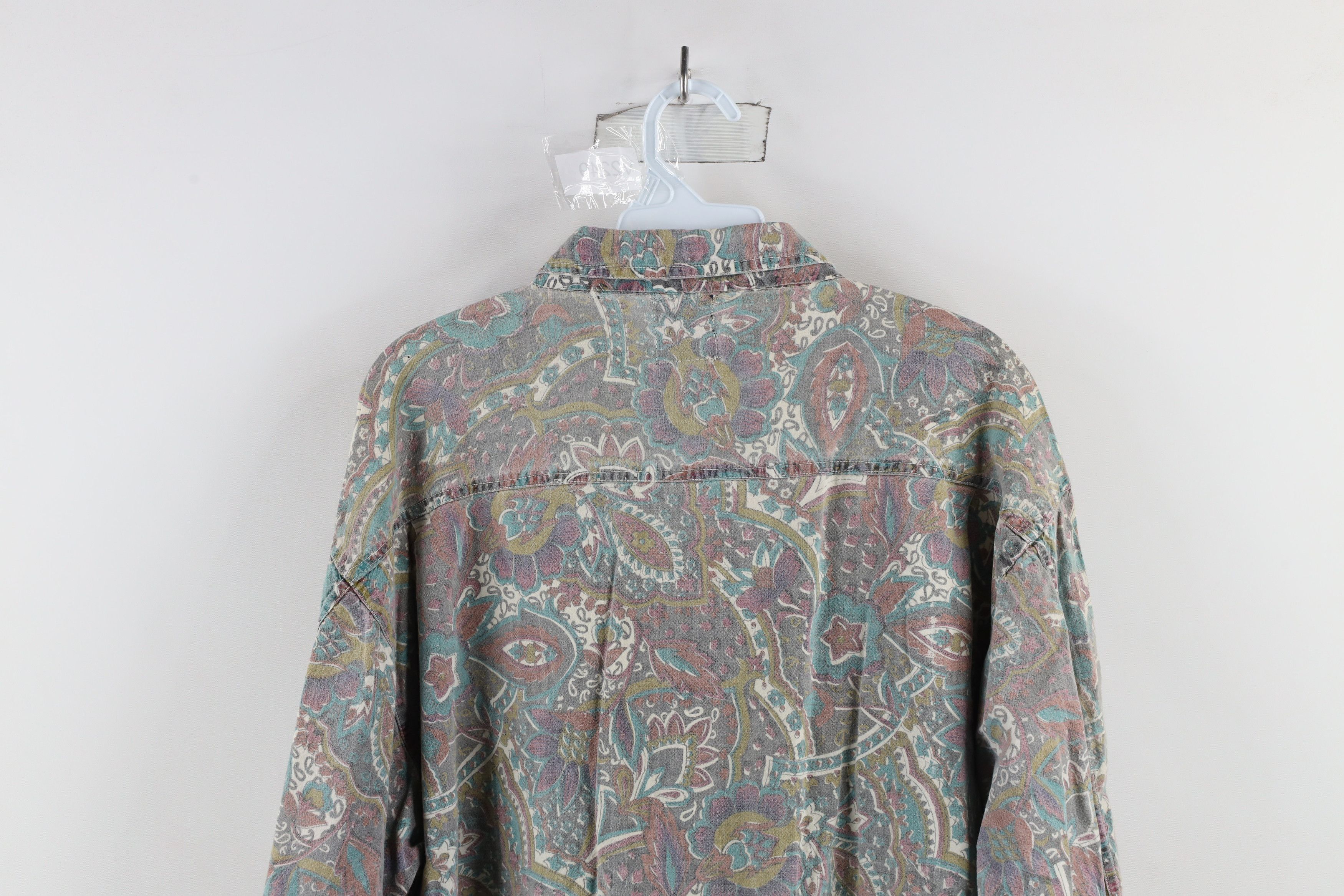 Vintage Vintage 90s Streetwear Paisley Flower Tapestry Button Shirt Size US XL / EU 56 / 4 - 10 Thumbnail