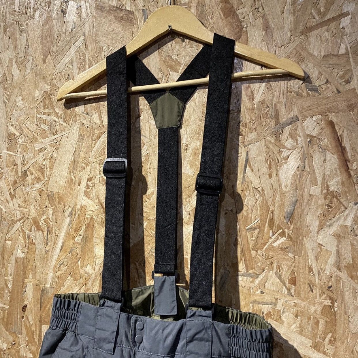 Japanese Brand Shimano Dry shield Fishing Gear jumpsuits Size US 33 - 4 Thumbnail