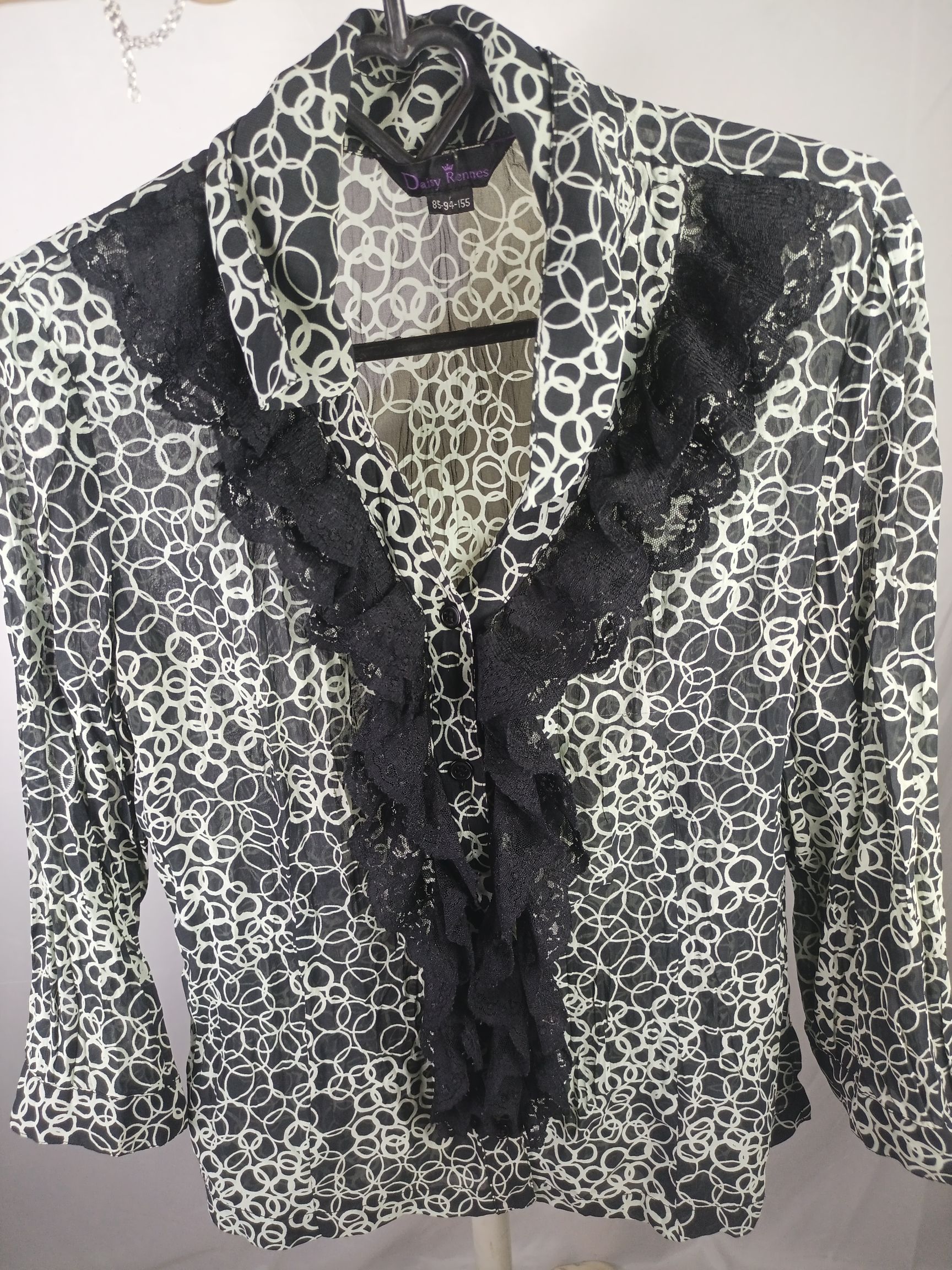 Japanese Brand Daisy Rennes Ruffle V-Neck Top Blouse Womens Long Sleeve Size M / US 6-8 / IT 42-44 - 13 Thumbnail