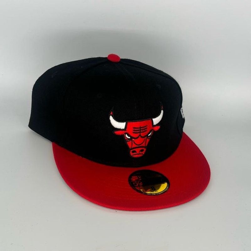 New Era Size 8 Black Red Chicago Bulls New Era NBA 59Fifty Fitted Size ONE SIZE - 1 Thumbnail