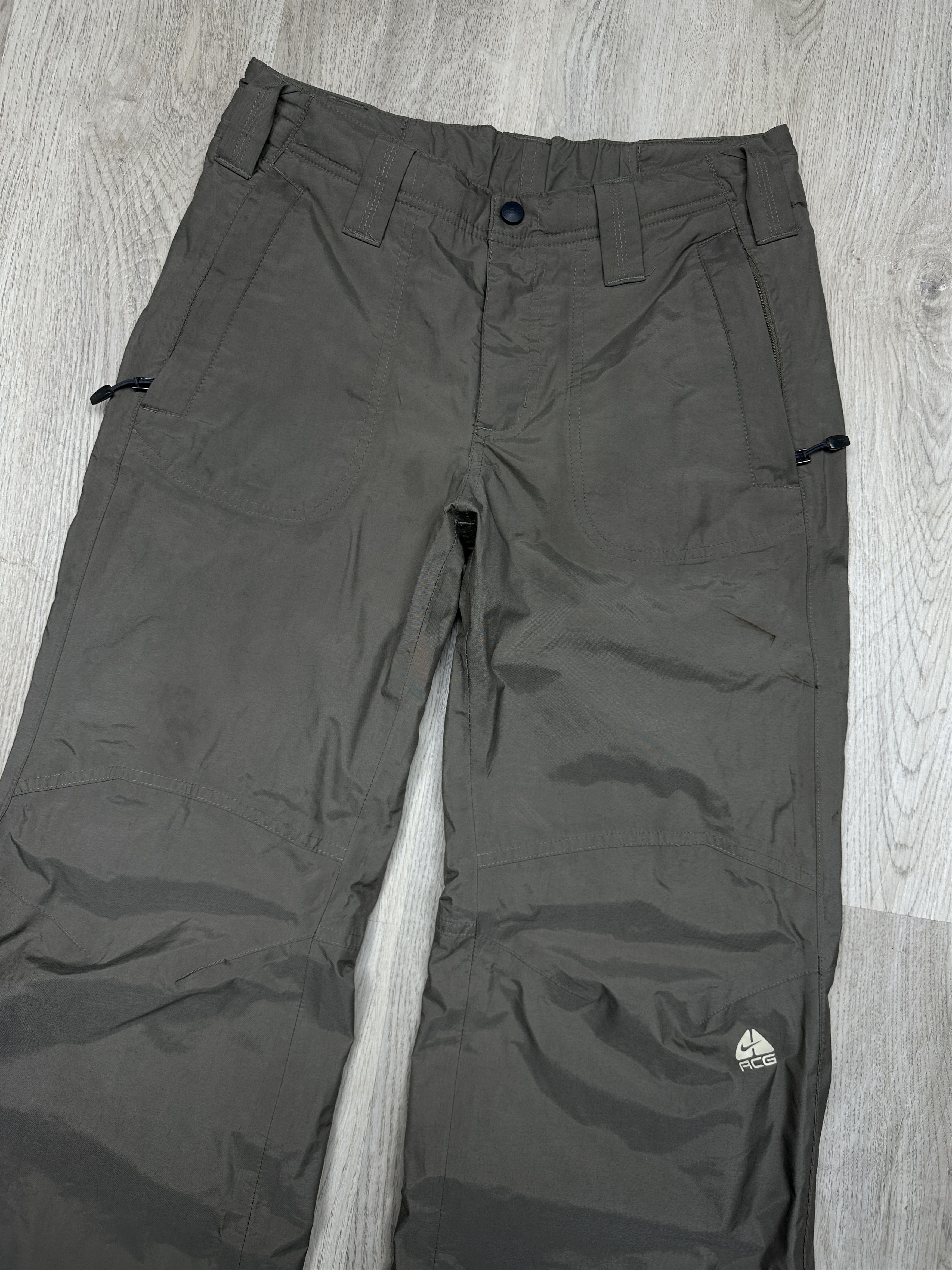 Nike ACG Nike ACG Vintage Womens Ski Snowboard Pants Size 27" / US 4 / IT 40 - 2 Thumbnail