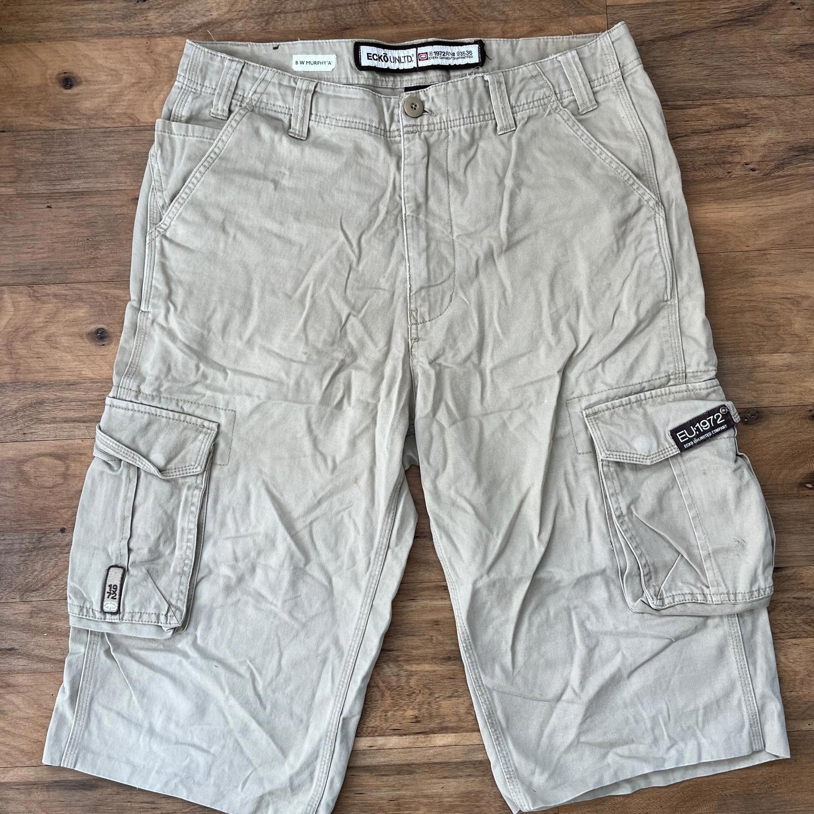 Ecko Unltd. Ecko Unltd Embroided Cargo Shorts Size US 34 / EU 50 - 1 Thumbnail